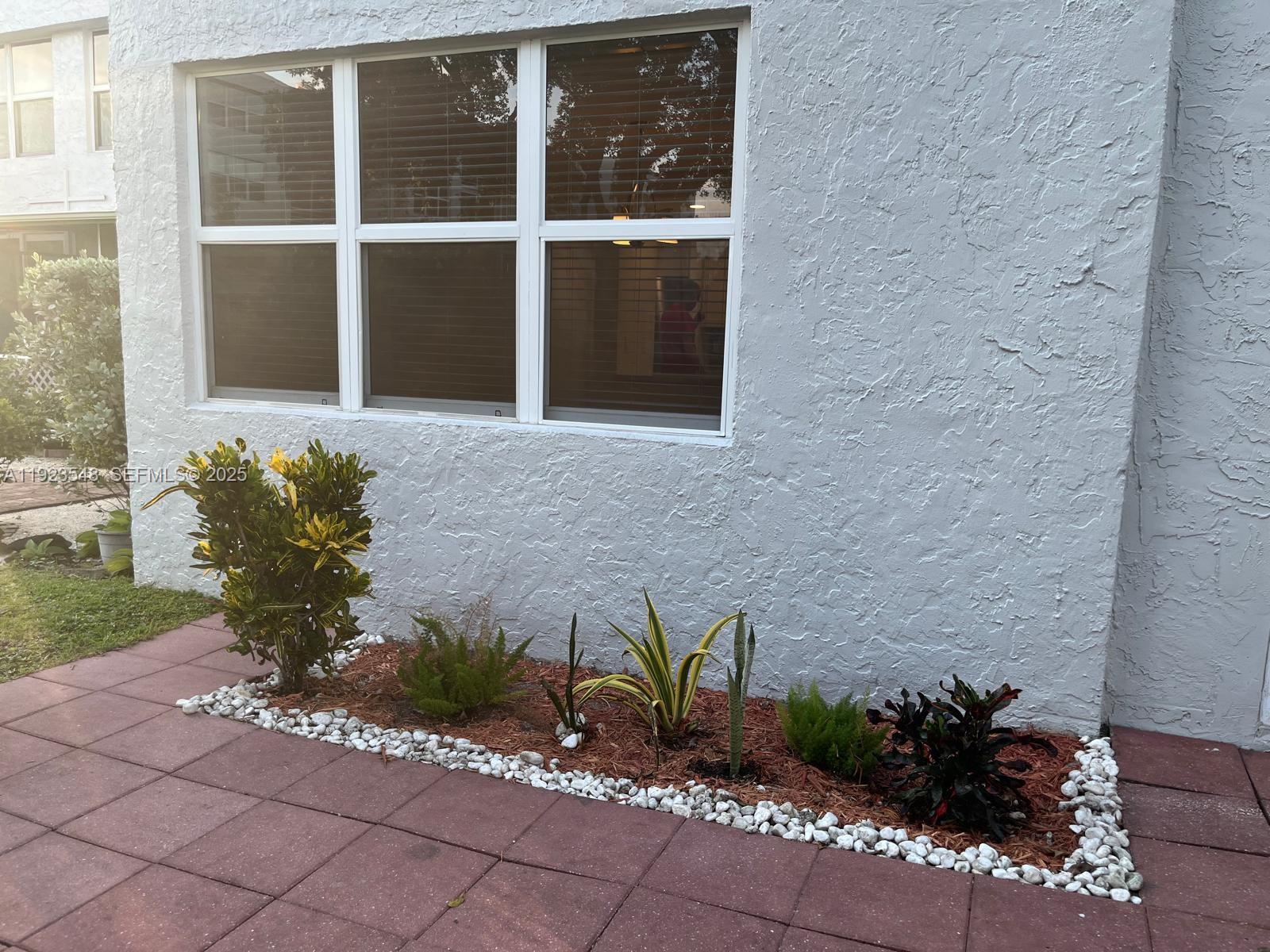 EVERGREEN THREE OF PINE I - Residential Lease