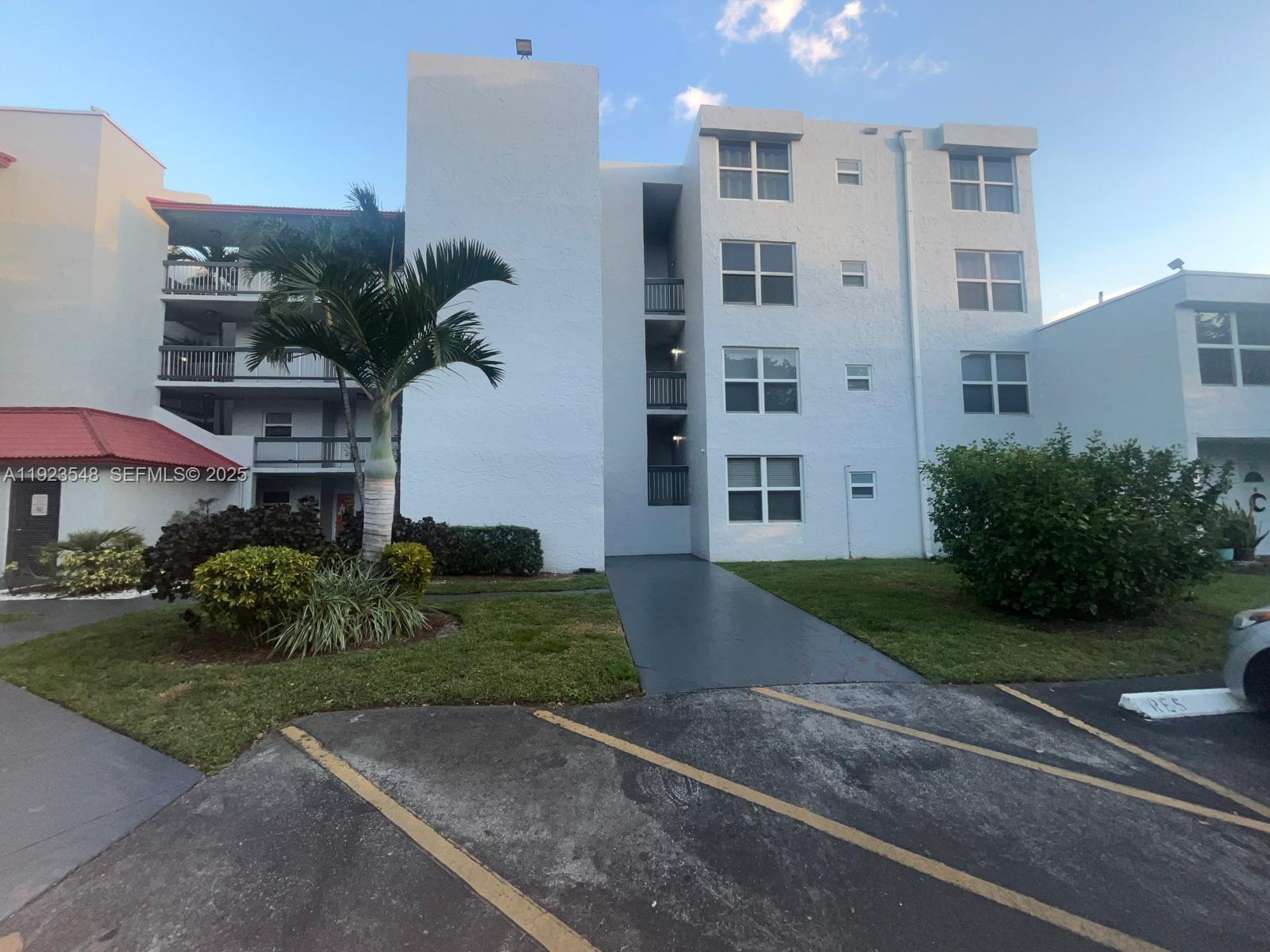 EVERGREEN THREE OF PINE I - Residential Lease