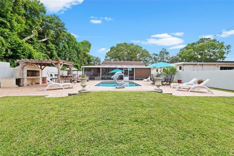 Tiny photo for 556 La Villa Dr, Miami Springs, FL 33166 (MLS # A12025873)