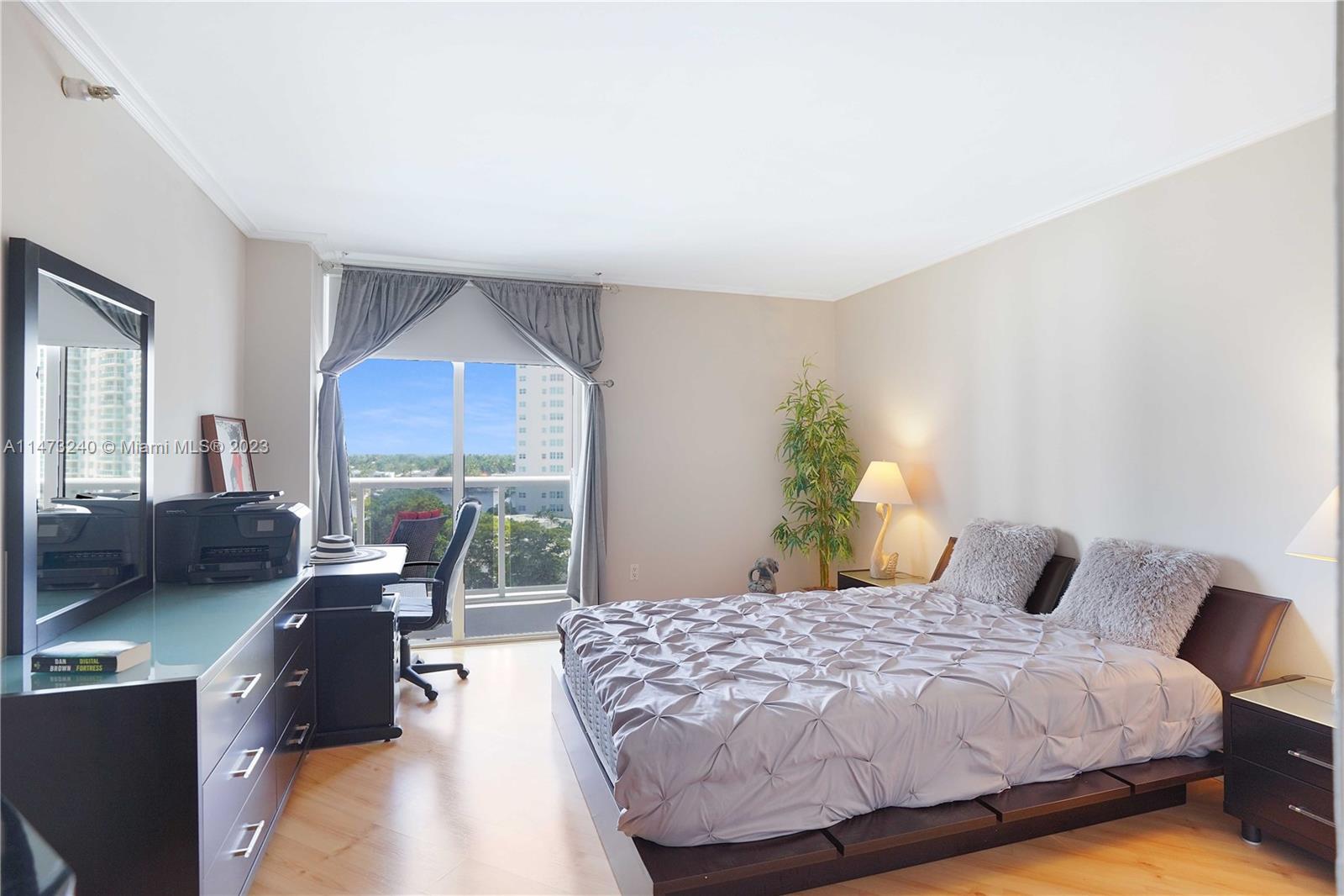 WATERVIEW CONDO - Residential Lease