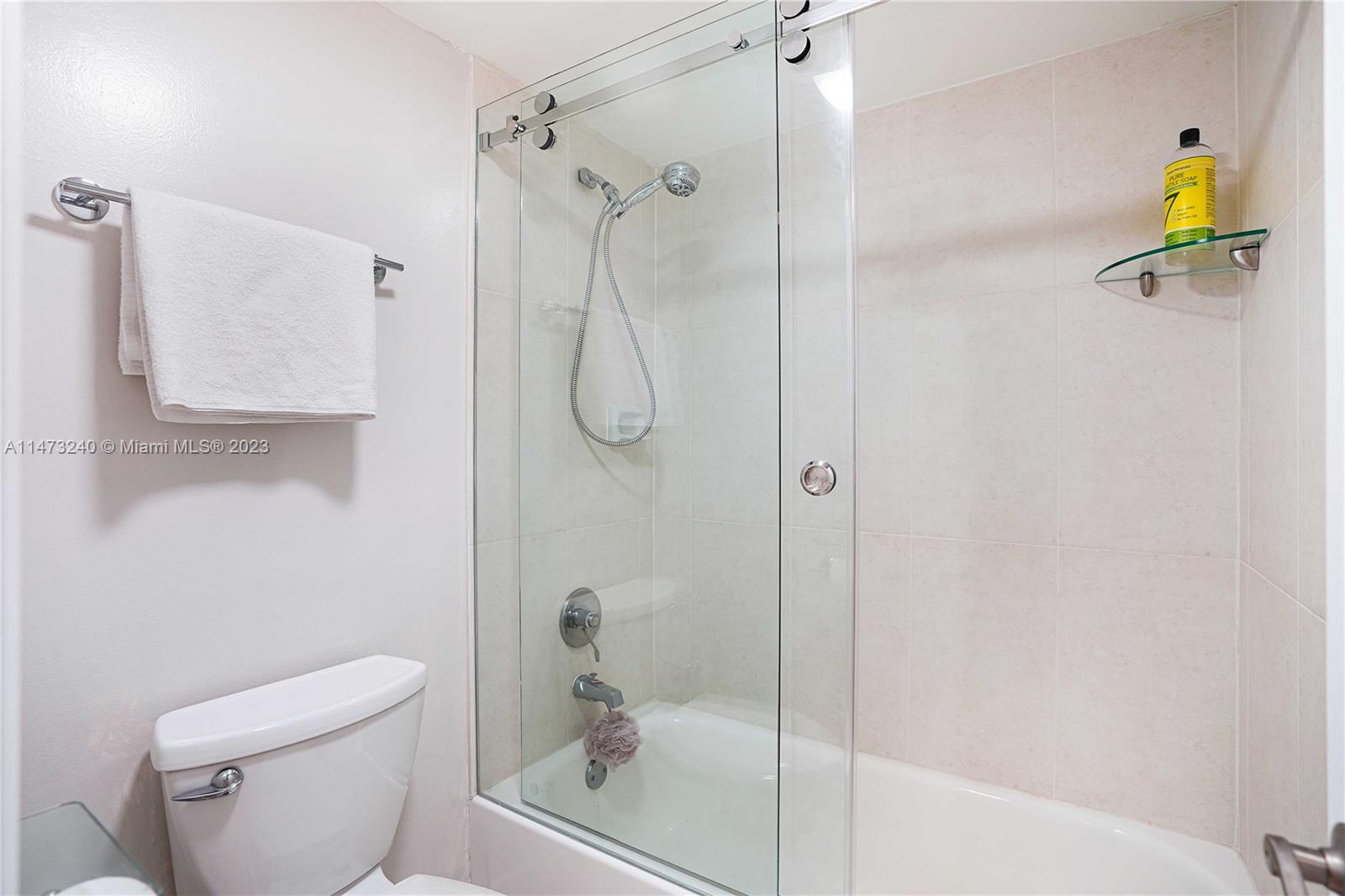 WATERVIEW CONDO - Residential Lease