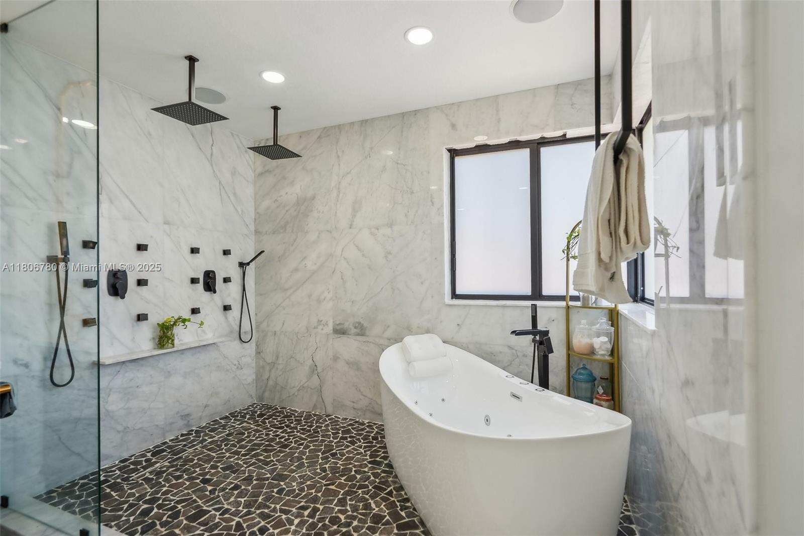 POINCIANA GARDENS - Residential