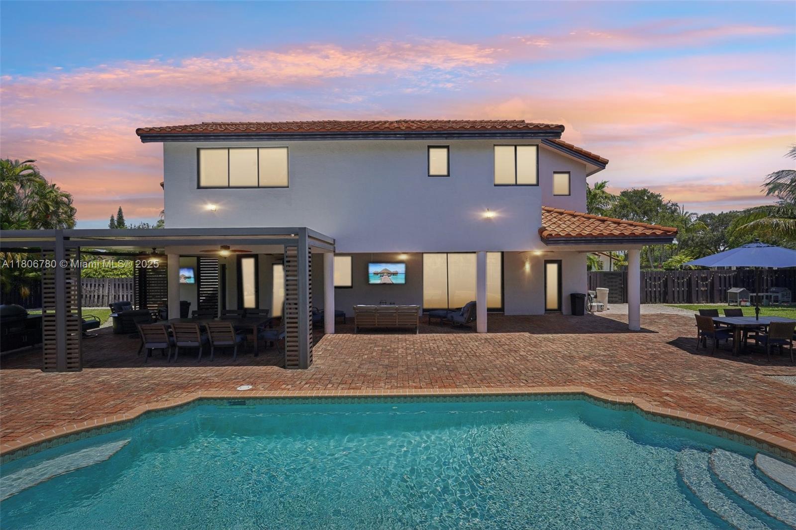 POINCIANA GARDENS - Residential