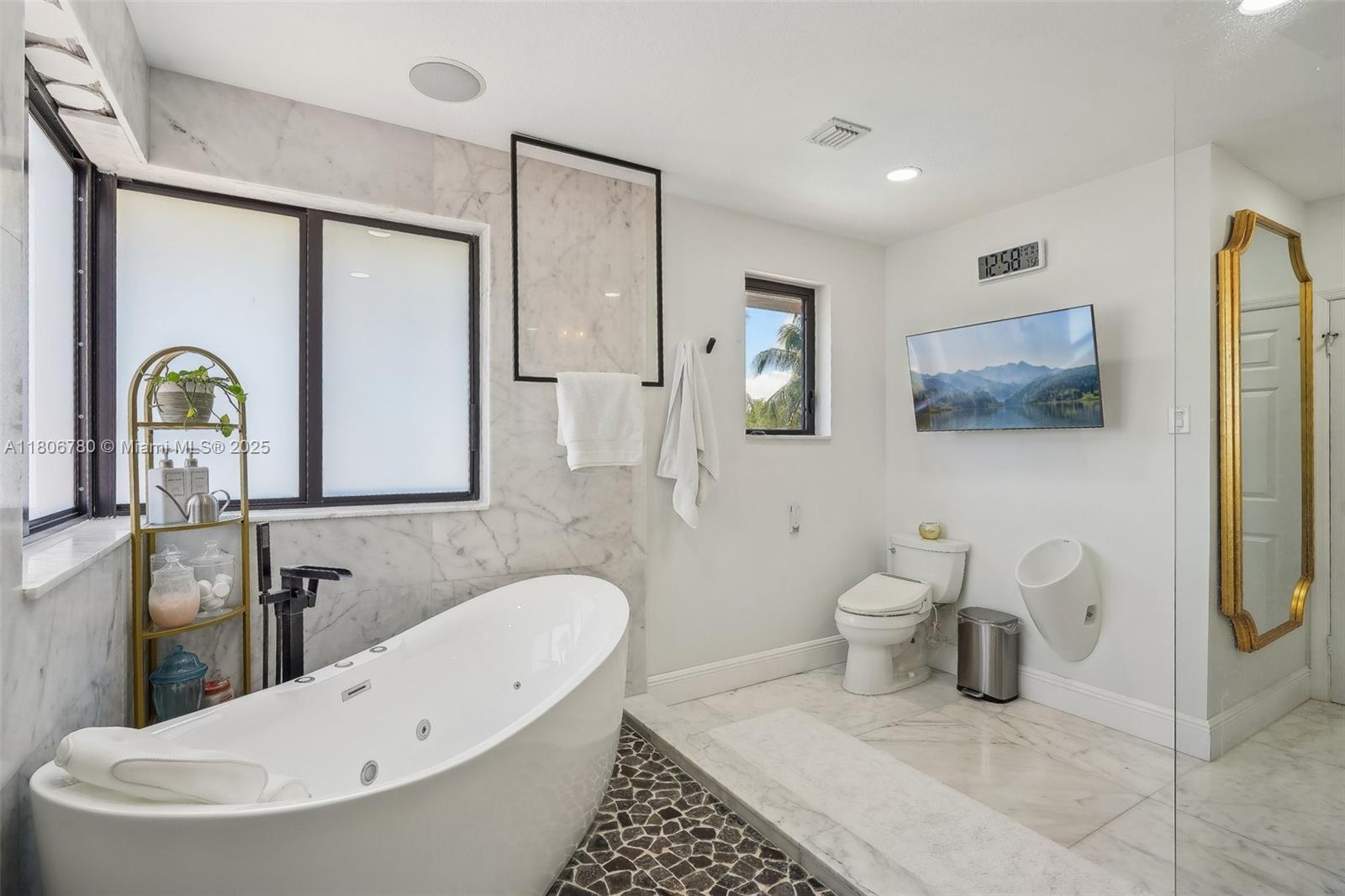 POINCIANA GARDENS - Residential