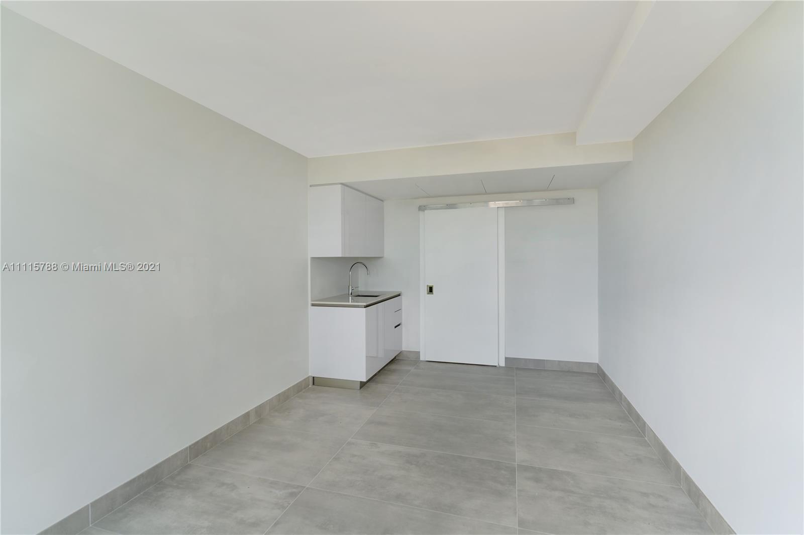 Turnberry Ocean Club - Residential