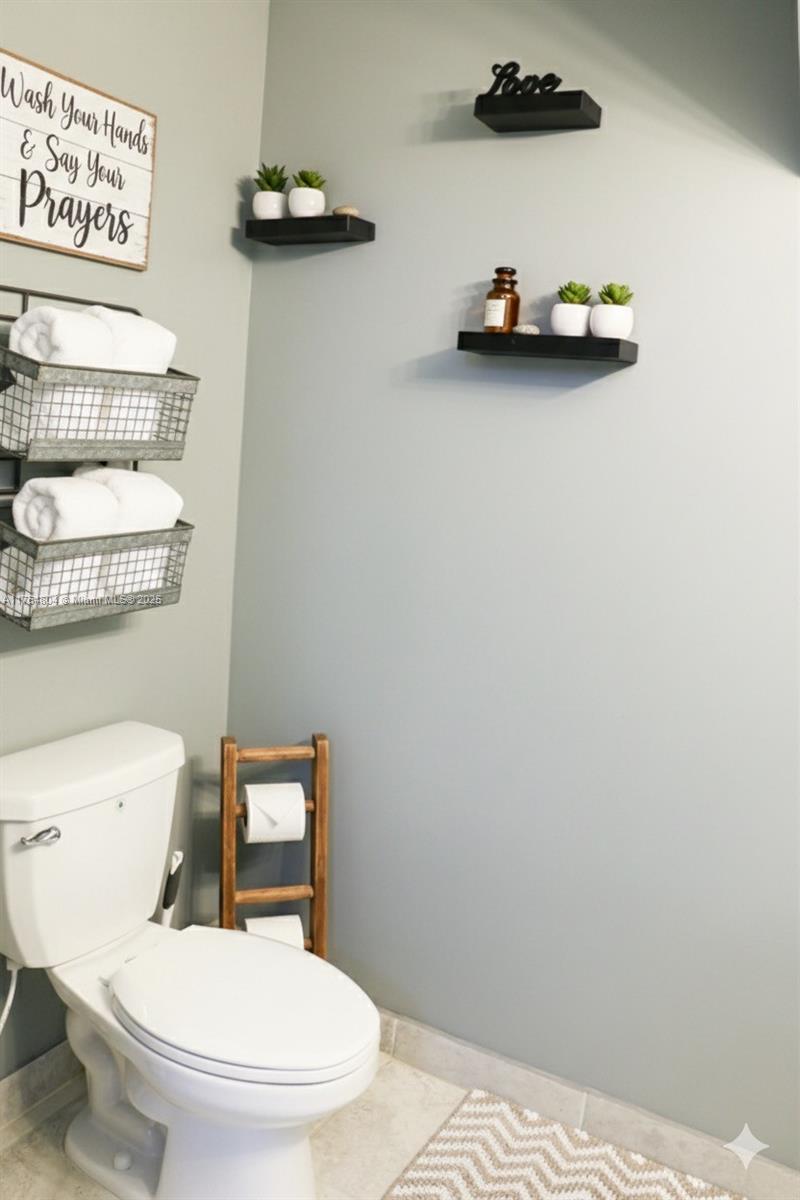 COCO PALM VILLAS - Residential