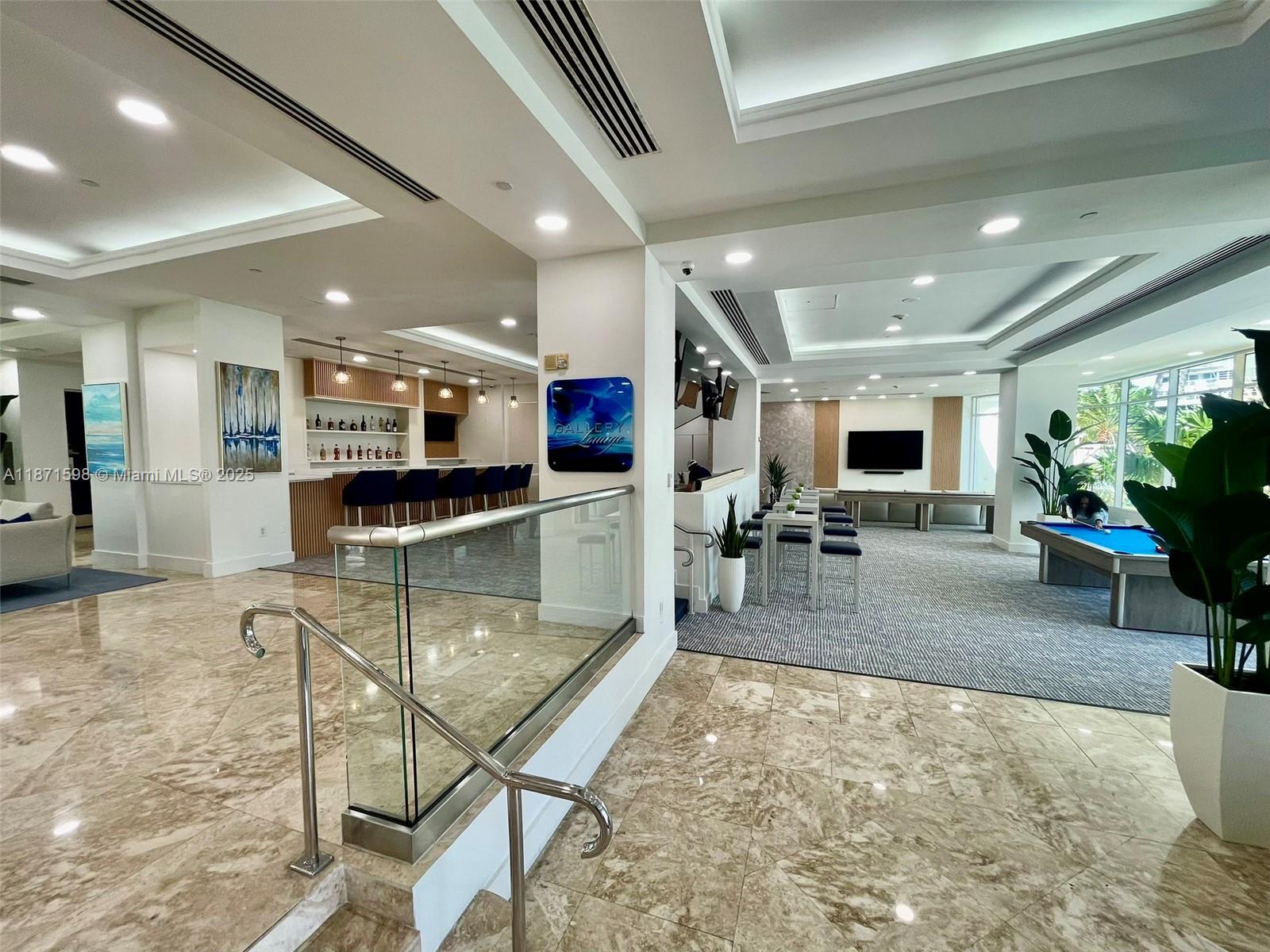 GALLERY ONE CONDO - Residential Lease