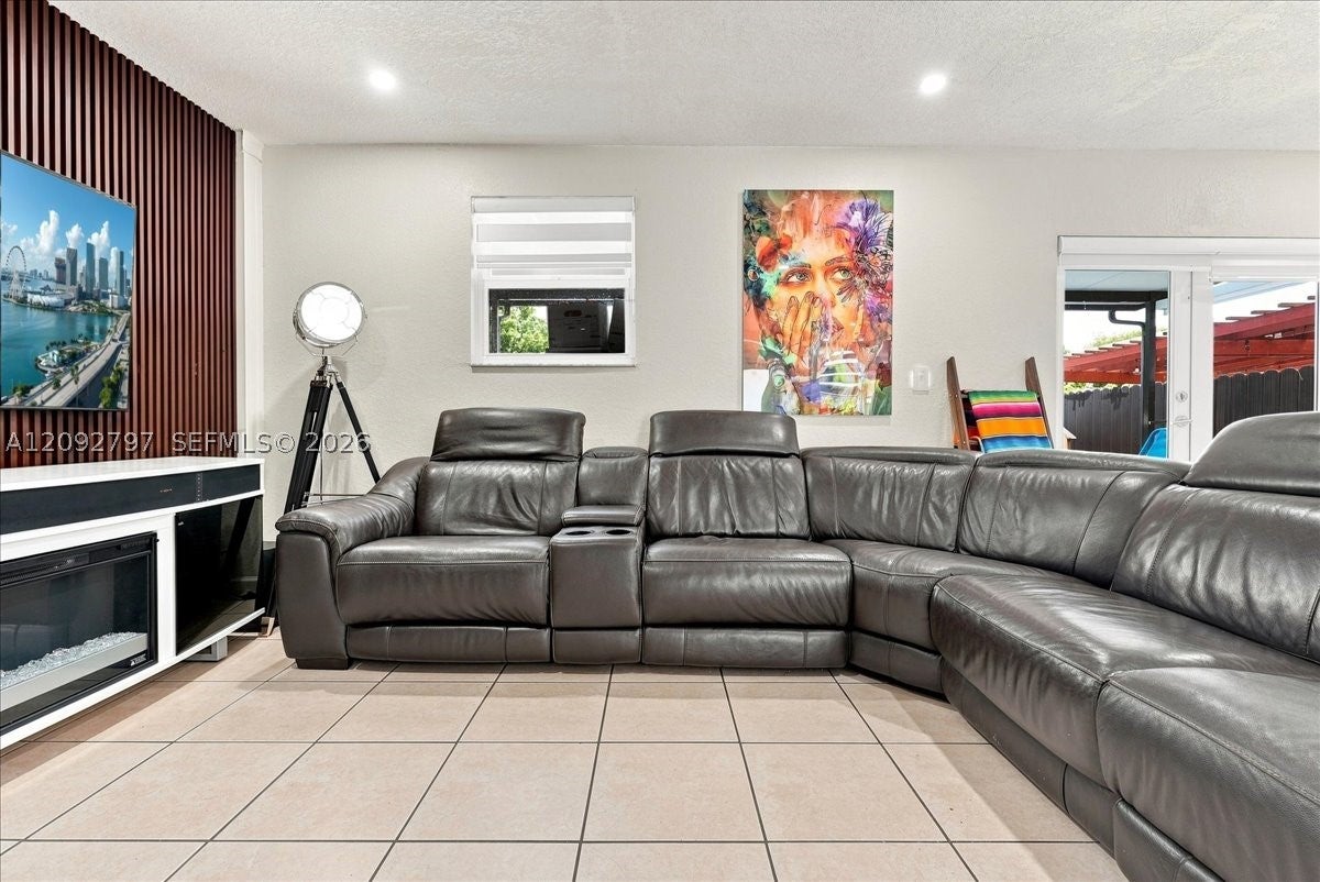 13617 SW 264th Ter