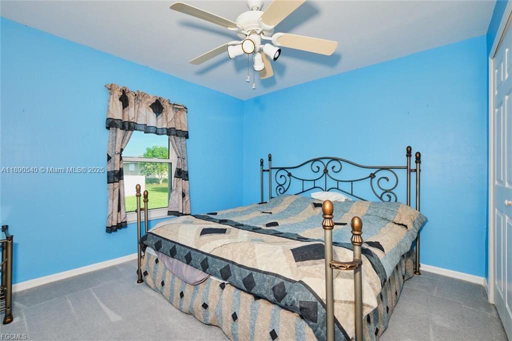 Mirror Lakes - Residential