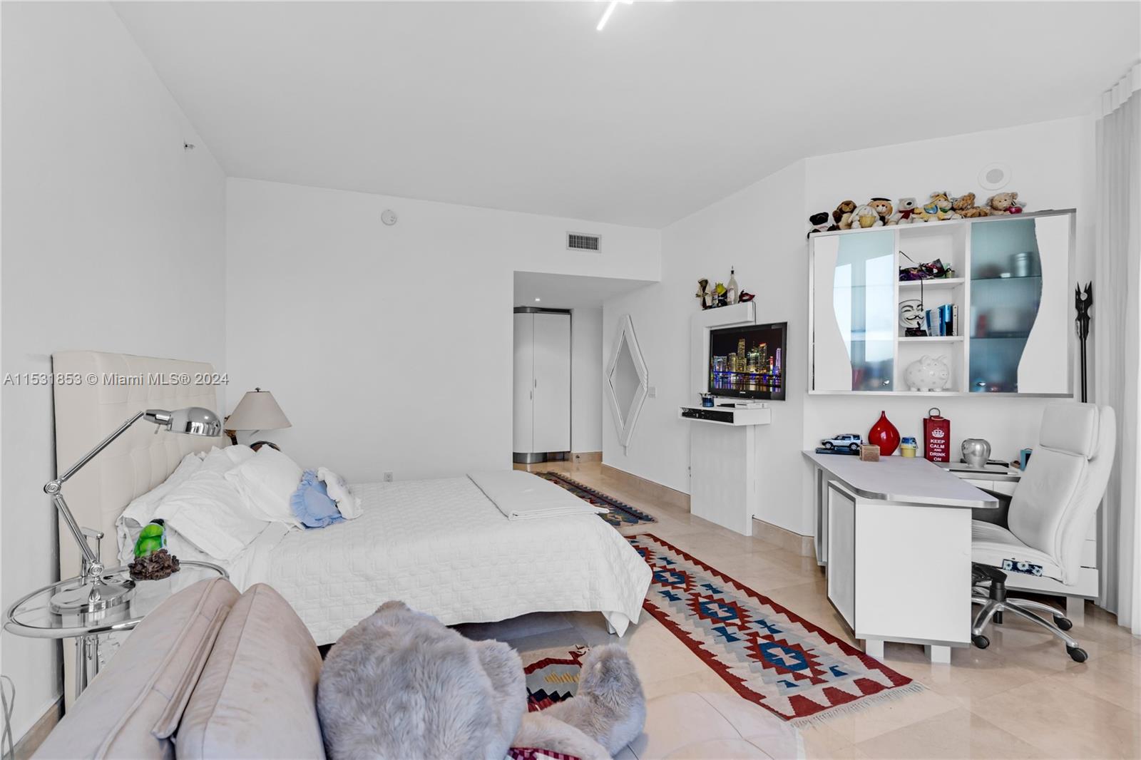 BELLINI CONDO - Residential Lease