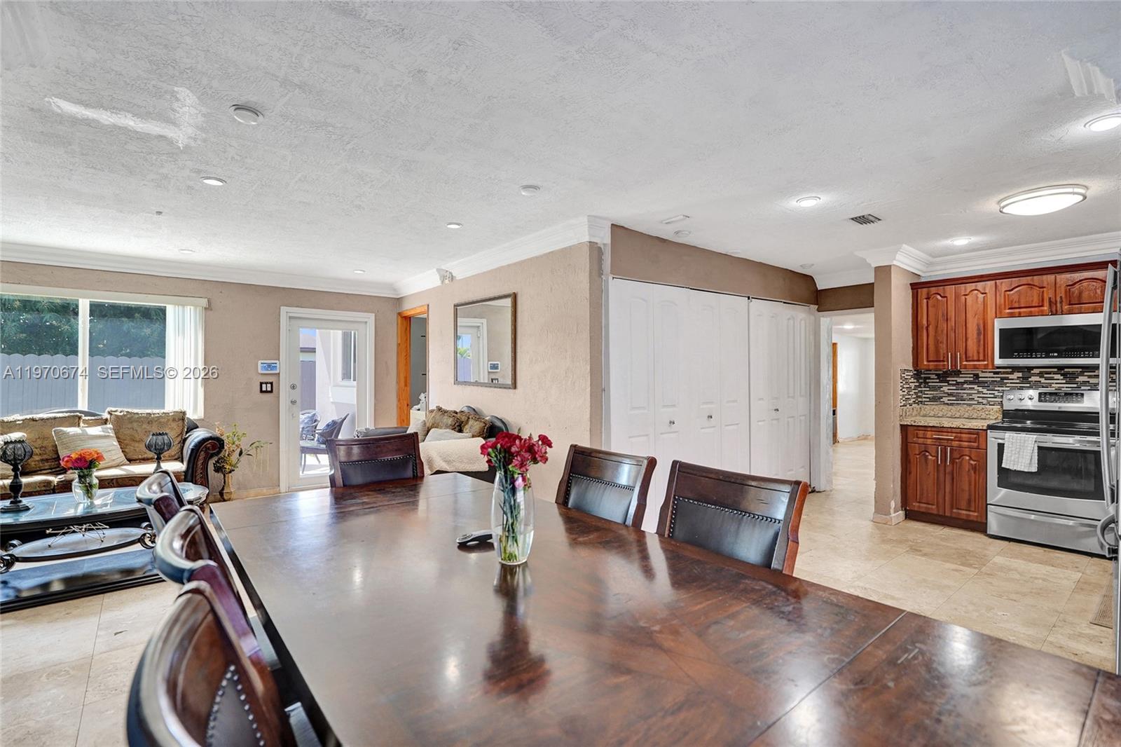 SUNNY ISLES INLAND - Residential