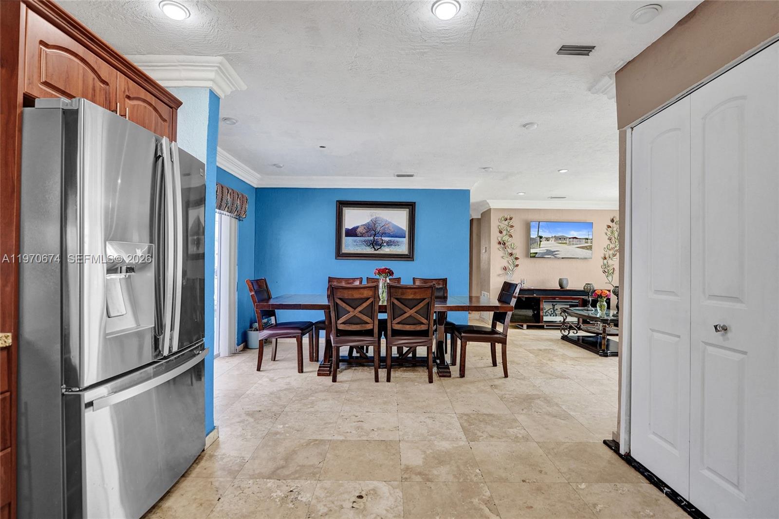 SUNNY ISLES INLAND - Residential