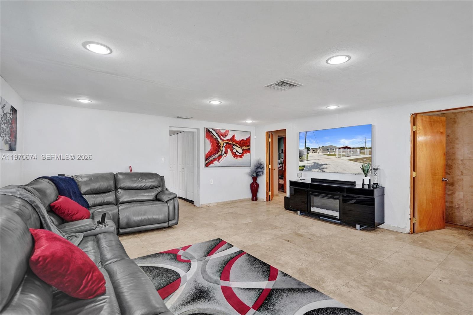 SUNNY ISLES INLAND - Residential