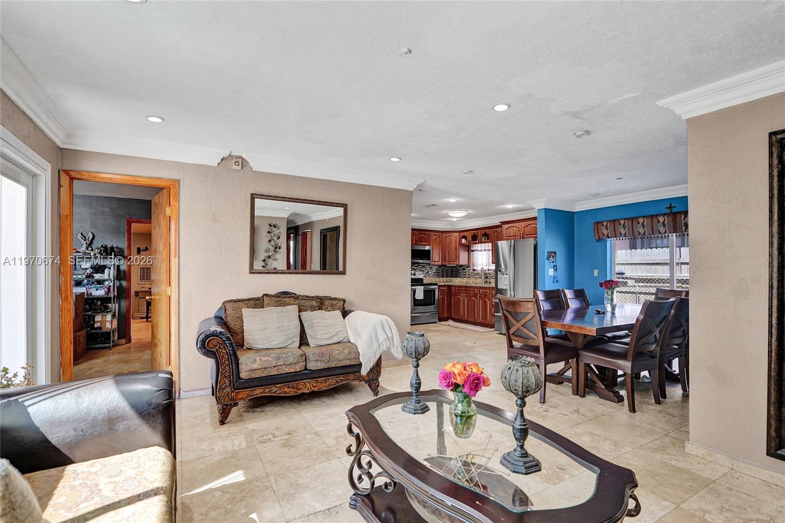 SUNNY ISLES INLAND - Residential