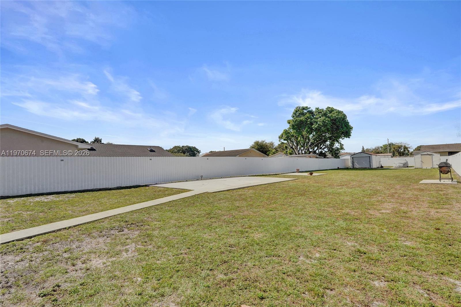 SUNNY ISLES INLAND - Residential