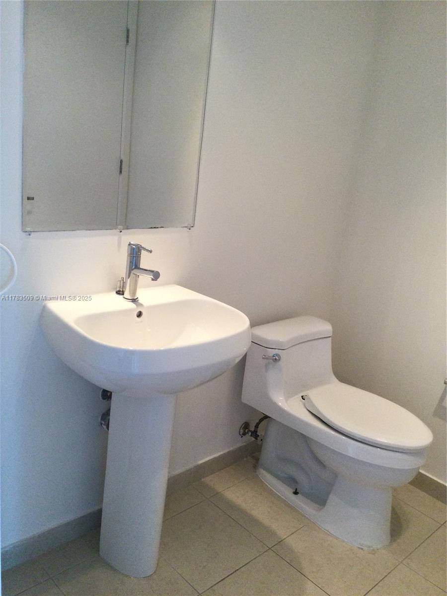 FOUR MIDTOWN MIAMI CONDO - Residential