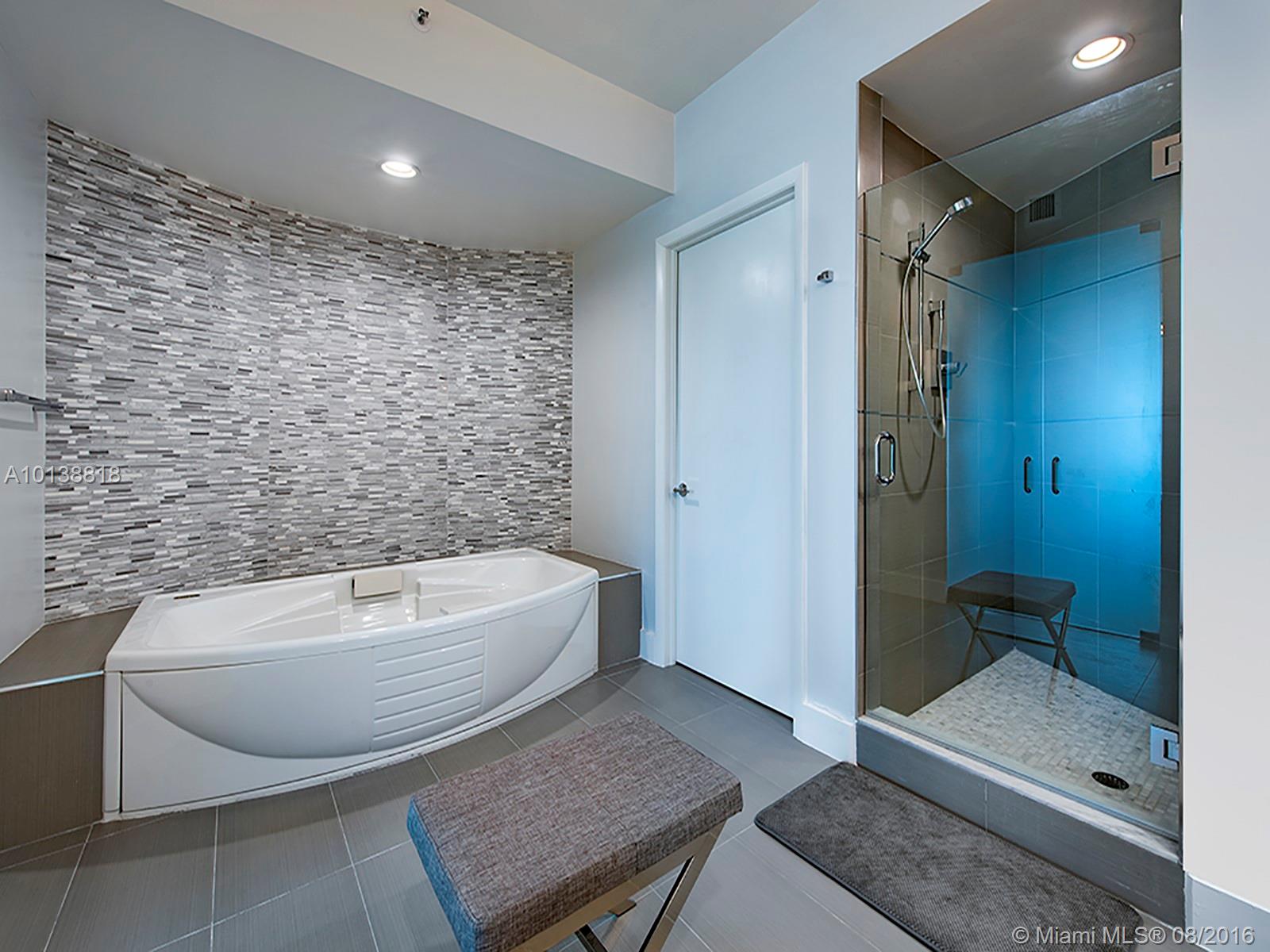 Portofino Tower Condo - Residential Lease