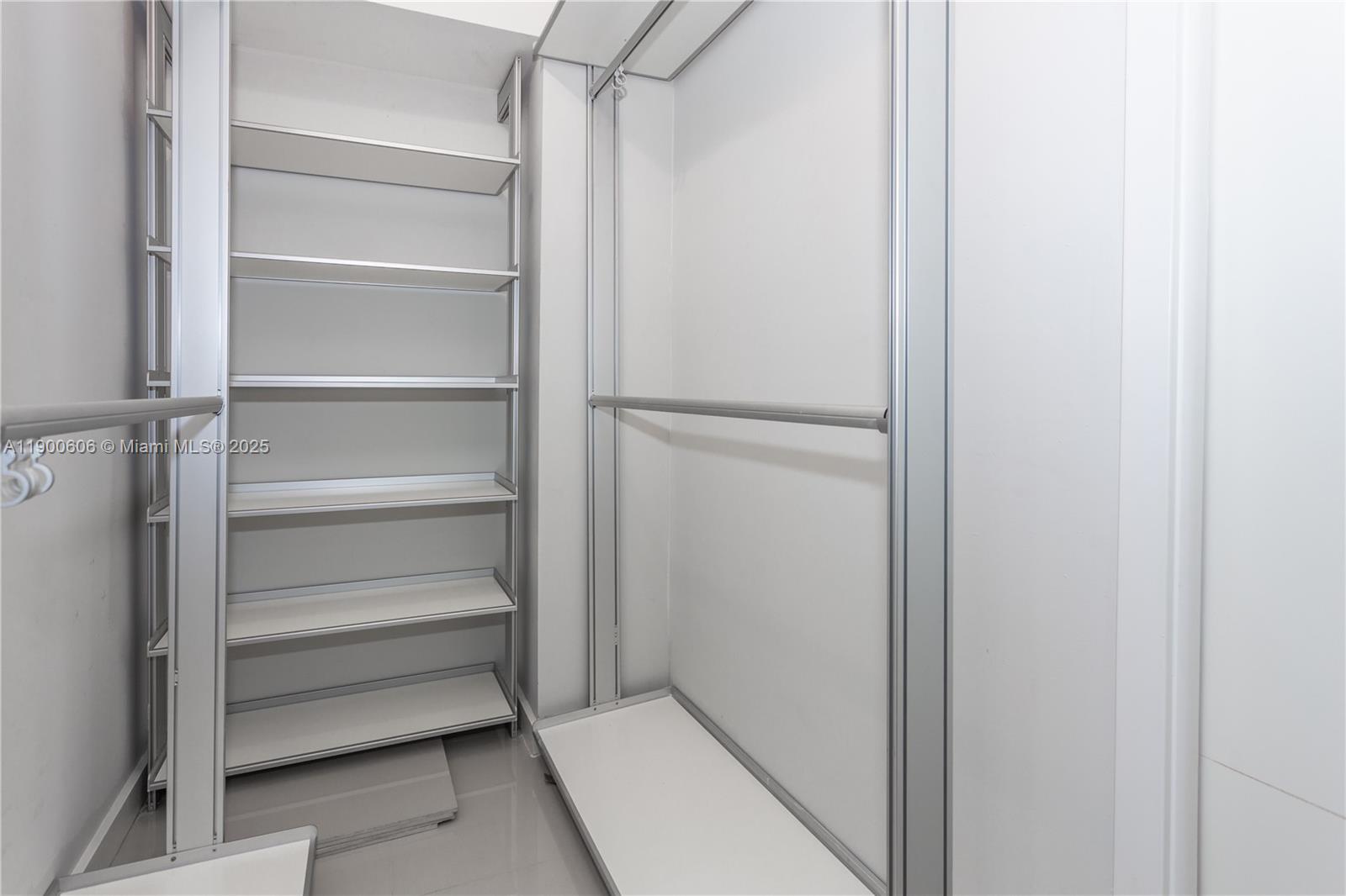 ARCADIA CONDO - Residential Lease