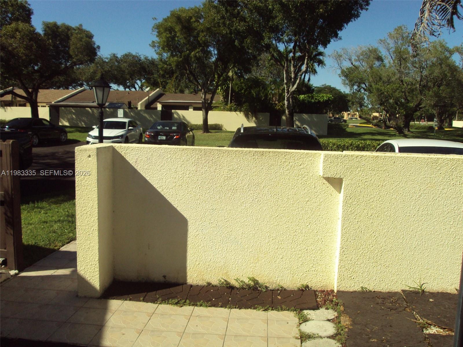 KENDALE LAKES NORTH SEC 1 - Residential