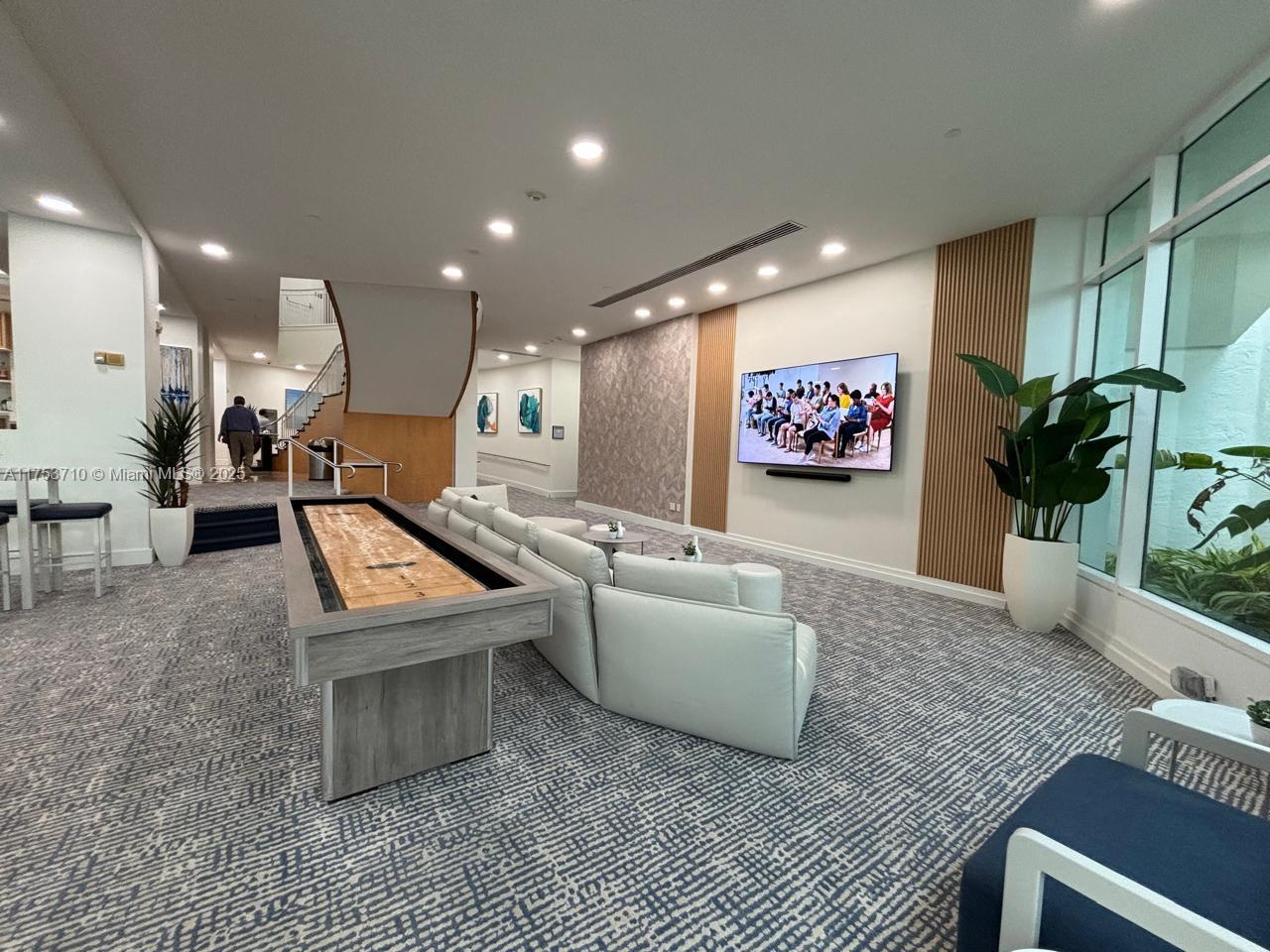 GALLERY ONE CONDO - Residential