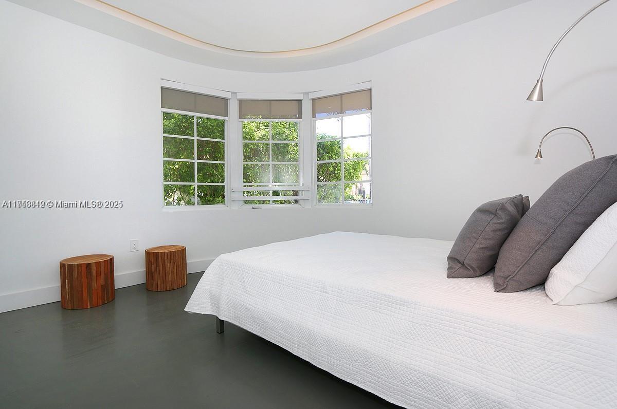 THE MORRISON CONDO - Residential