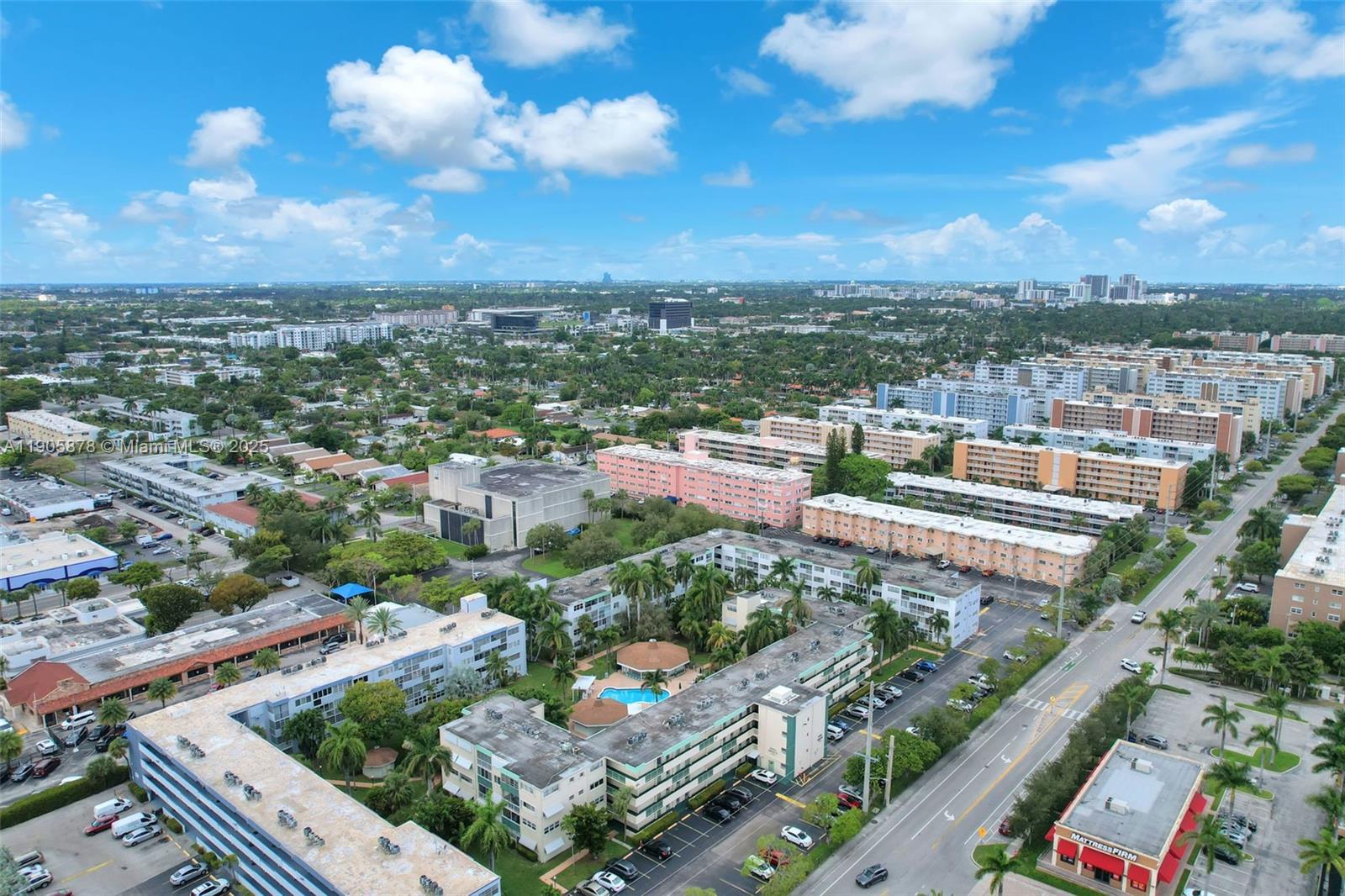 View photos, virtual tours, details... 1333 E Hallandale Beach Blvd 109