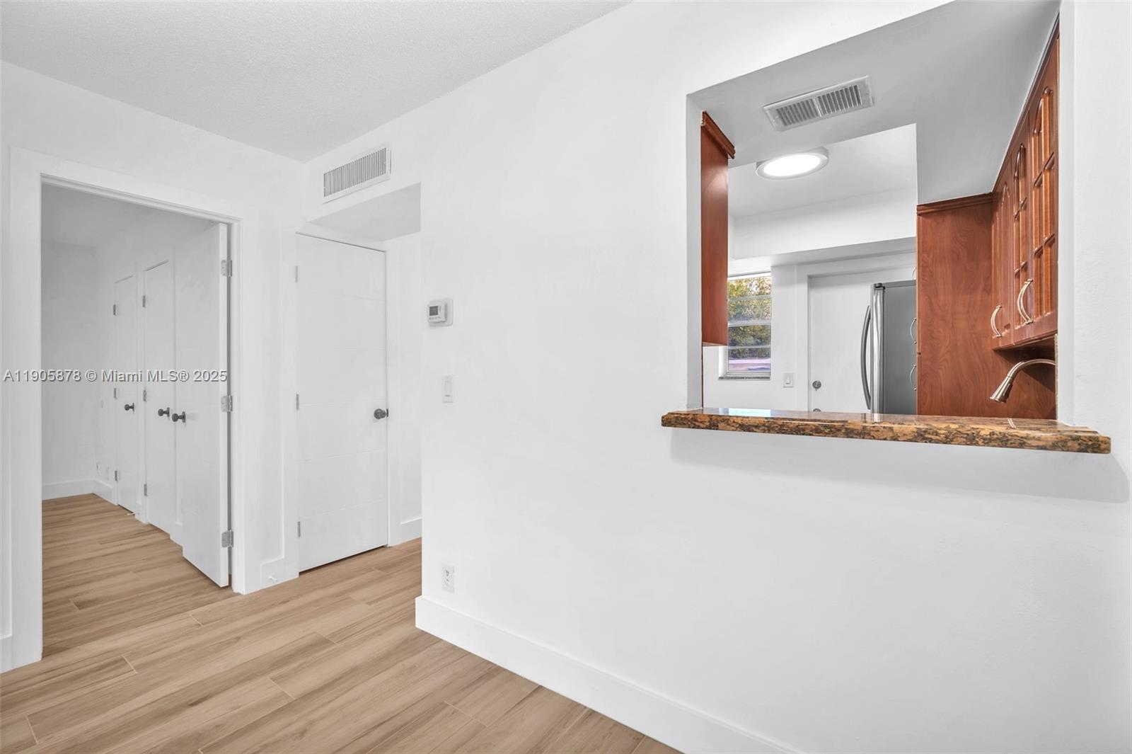 APRIL BREEZE CONDO - Residential Lease