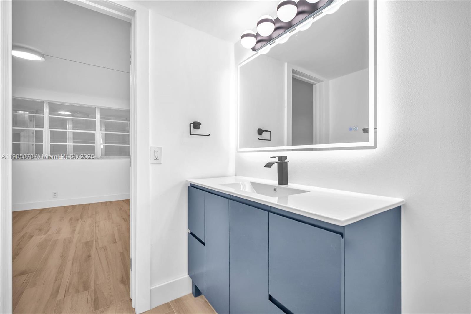 APRIL BREEZE CONDO - Residential Lease