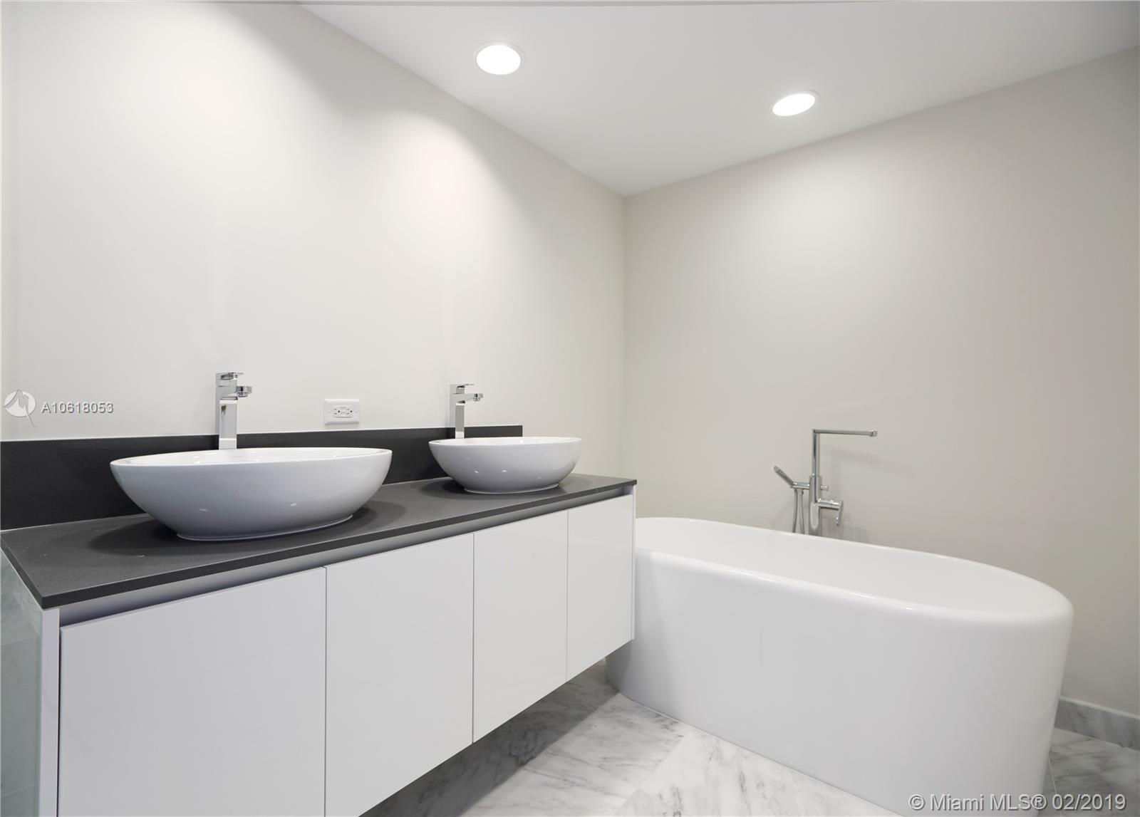 O residences - Residential Lease