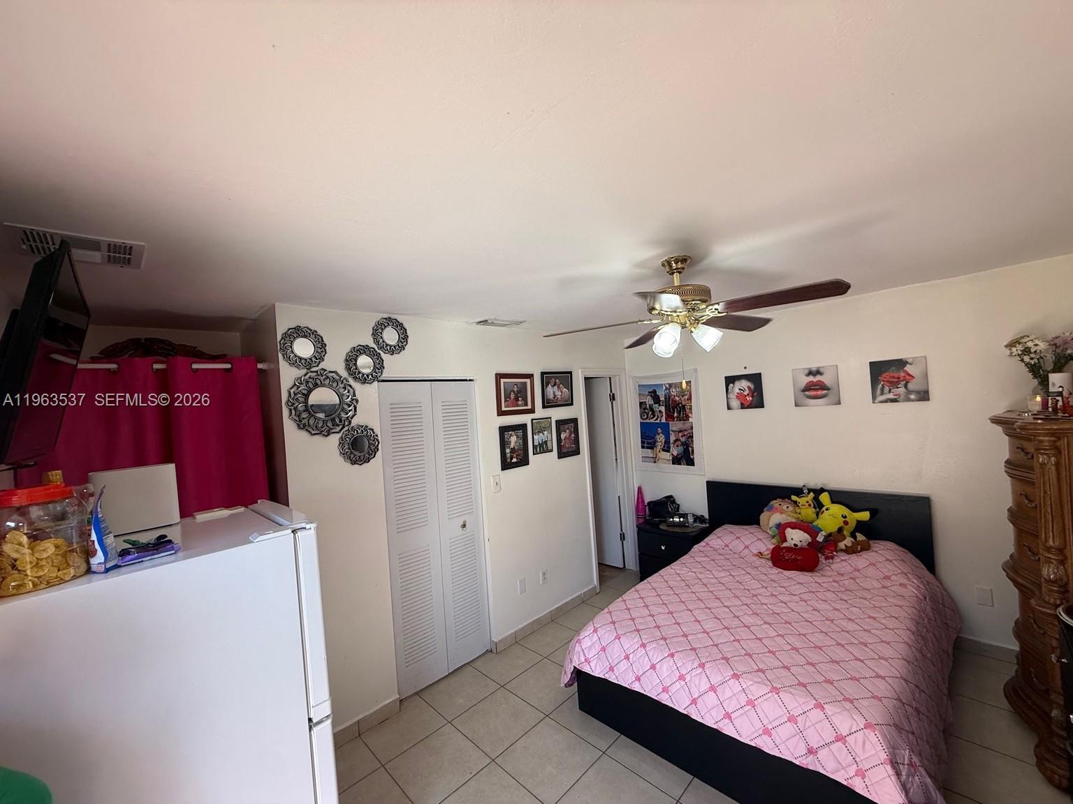 SOUTH MIAMI LAKES - Residential