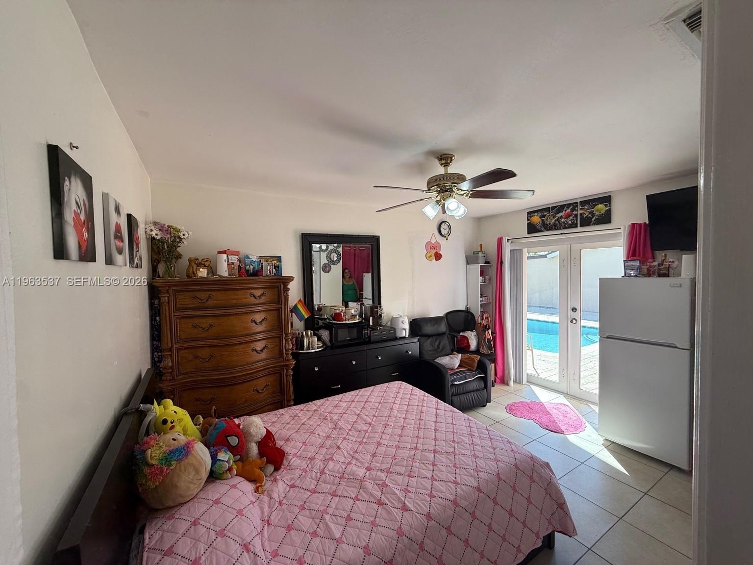 SOUTH MIAMI LAKES - Residential