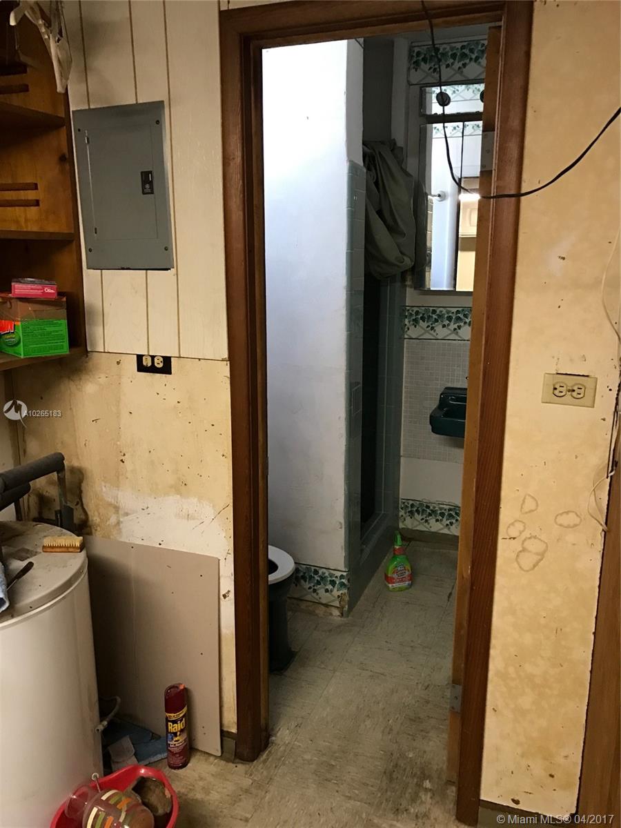 W LITTLE RIVER REV - Residential