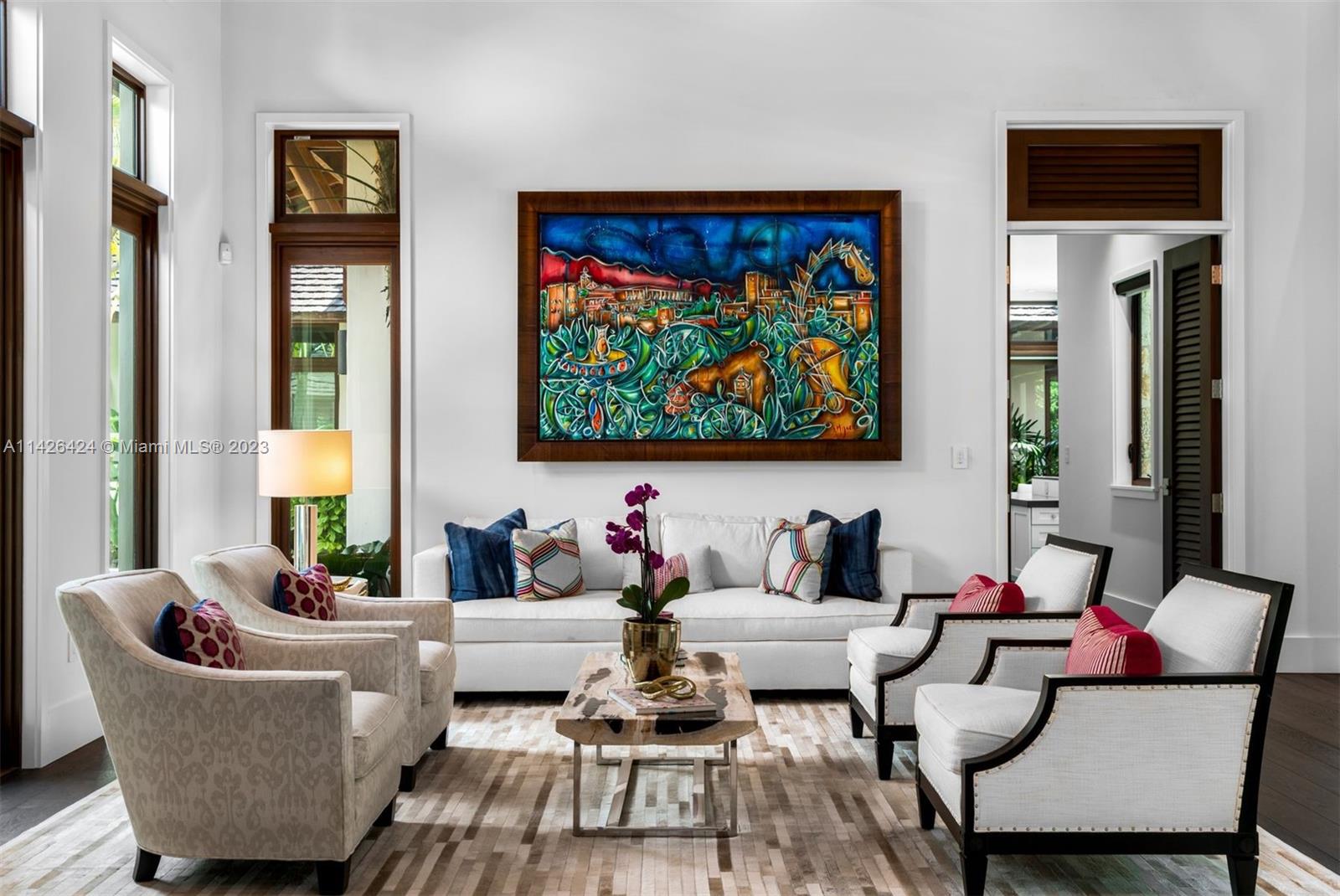 COLLINS MANOR - Residential