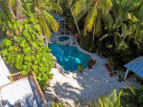 3613 Royal Palm Ave Coconut Grove FL 33133
