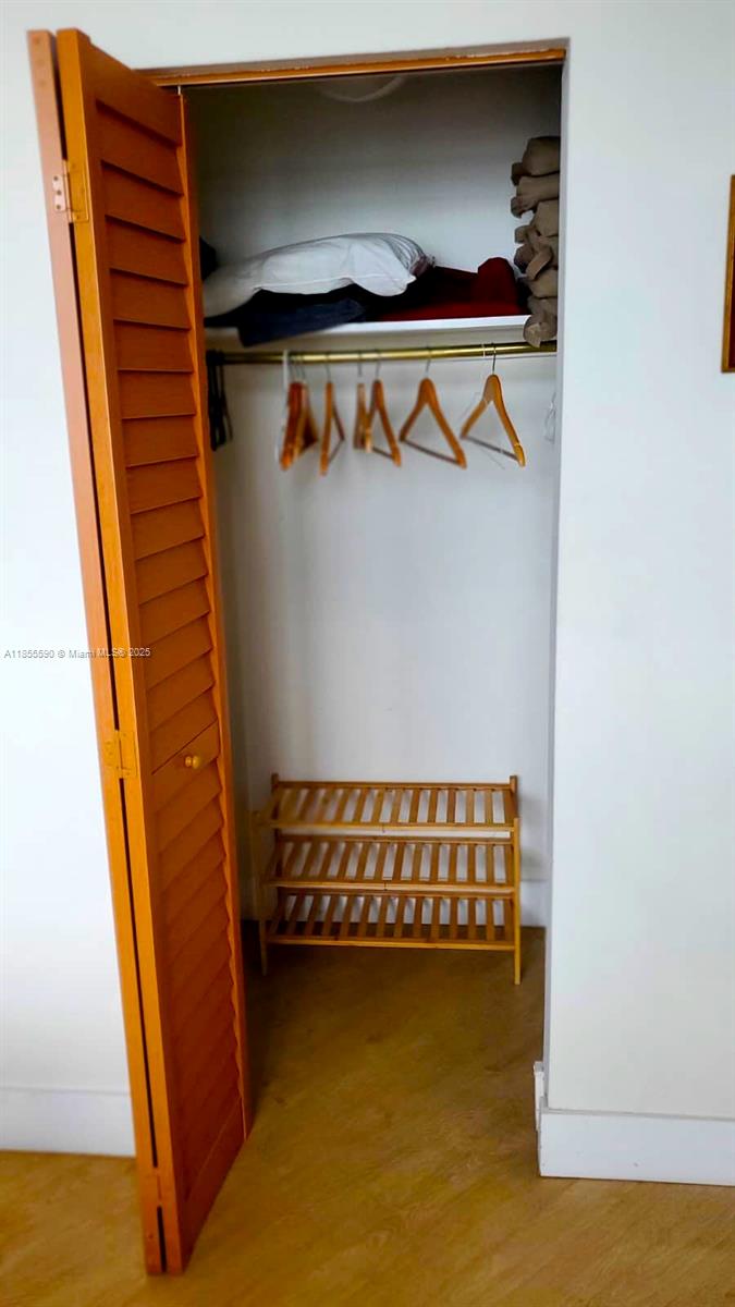 FOUR AMBASSADORS CONDO PH - Residential Lease