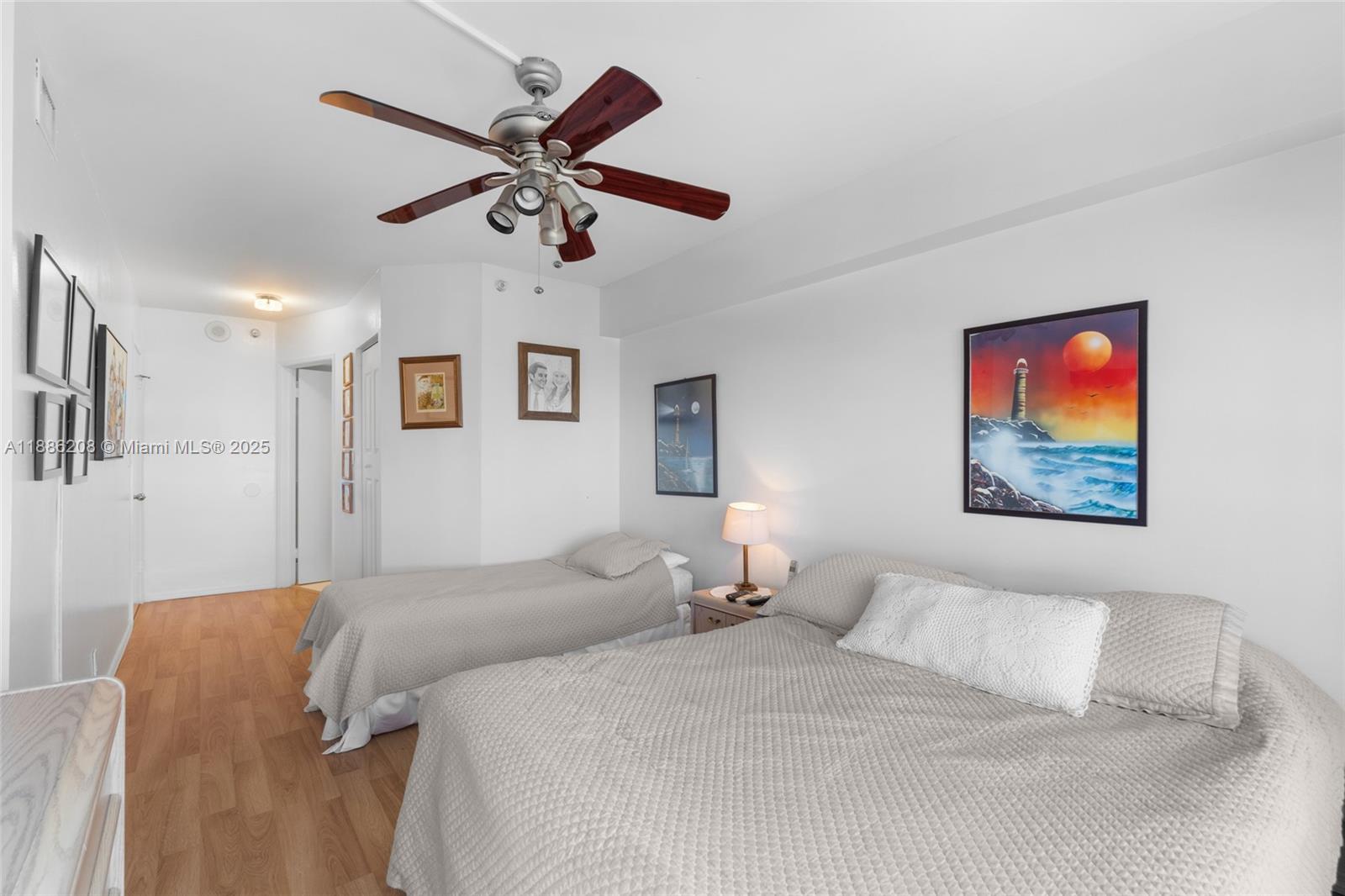 MYSTIC POINTE CONDO NO TW - Residential