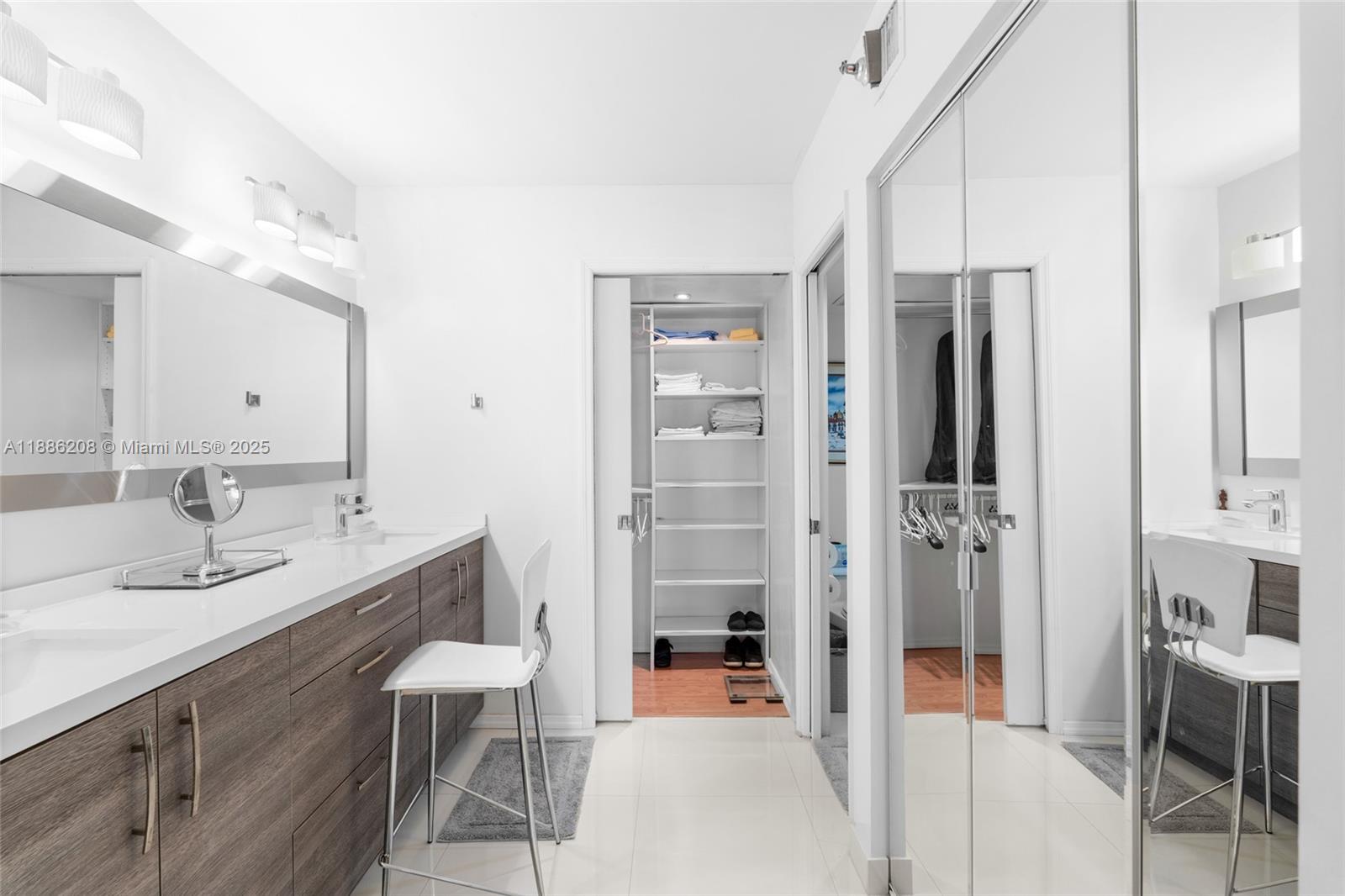 MYSTIC POINTE CONDO NO TW - Residential