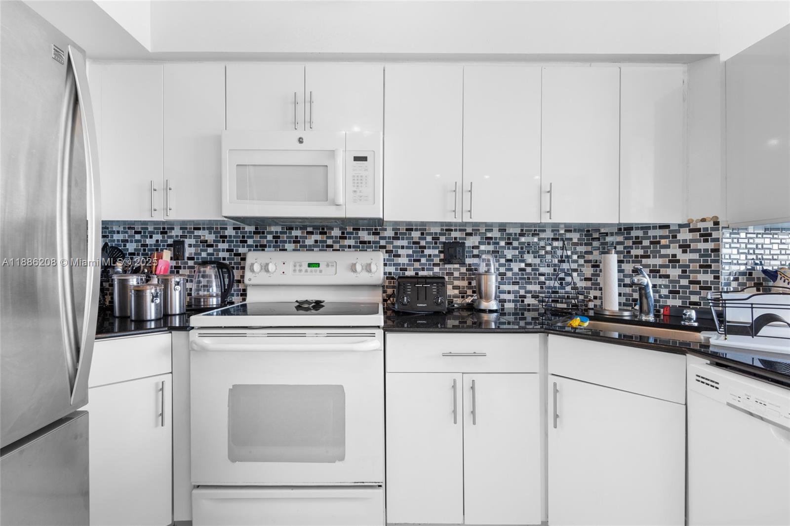 MYSTIC POINTE CONDO NO TW - Residential