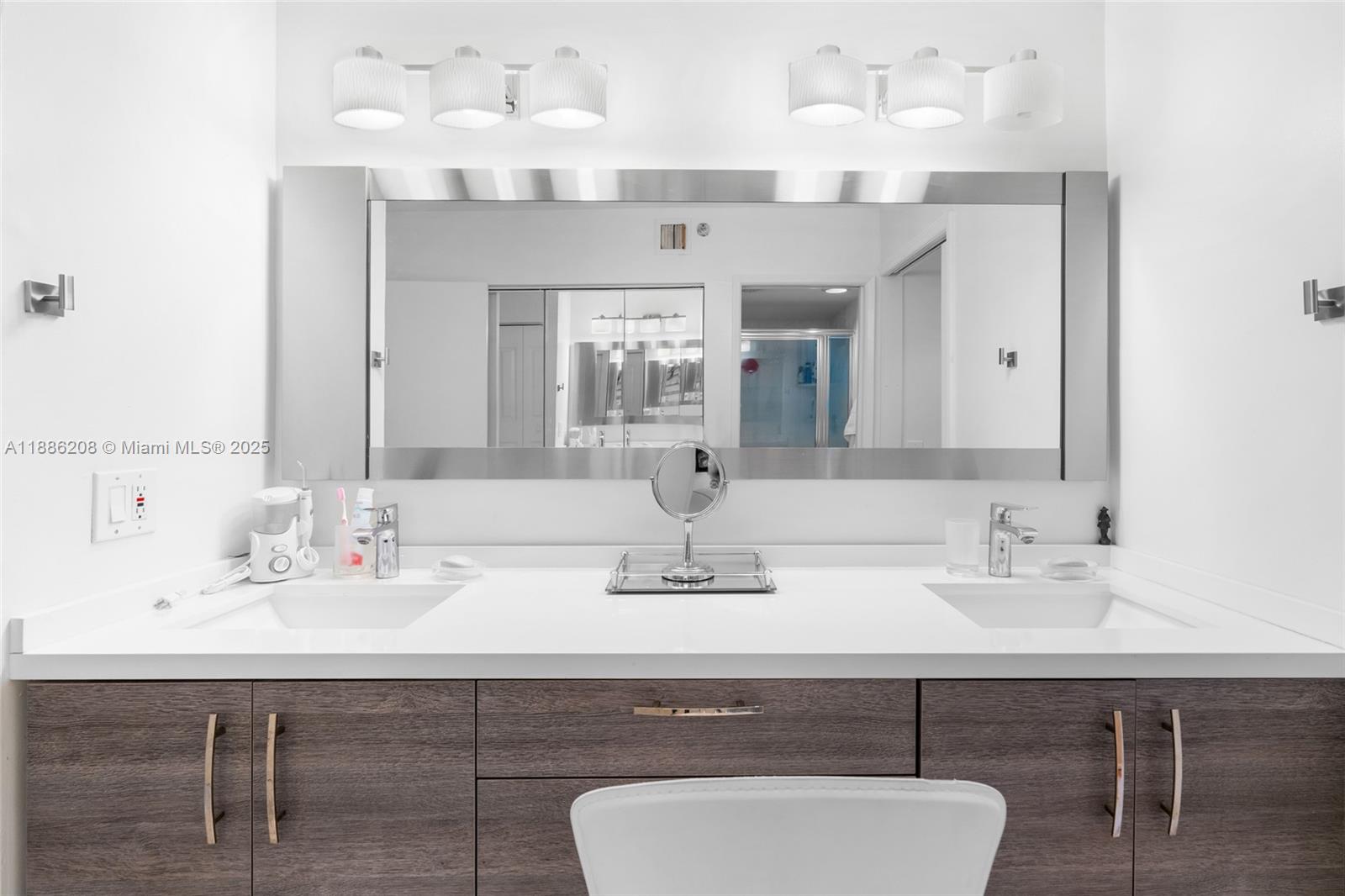 MYSTIC POINTE CONDO NO TW - Residential