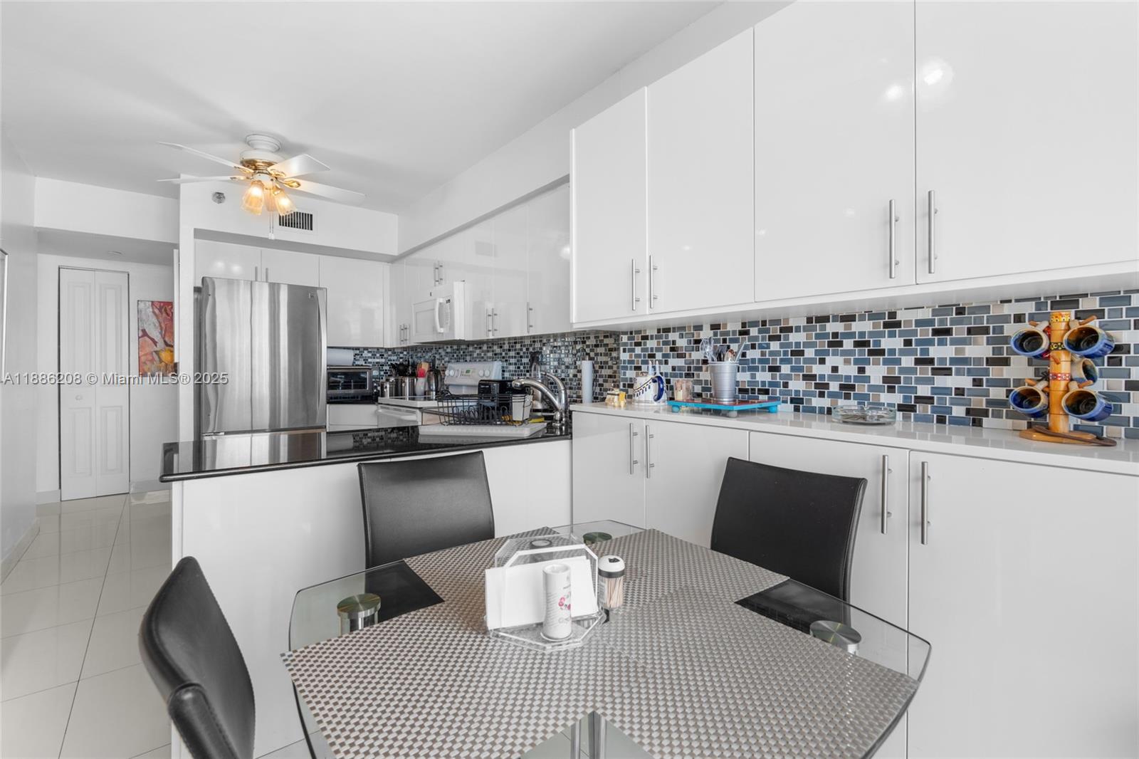 MYSTIC POINTE CONDO NO TW - Residential