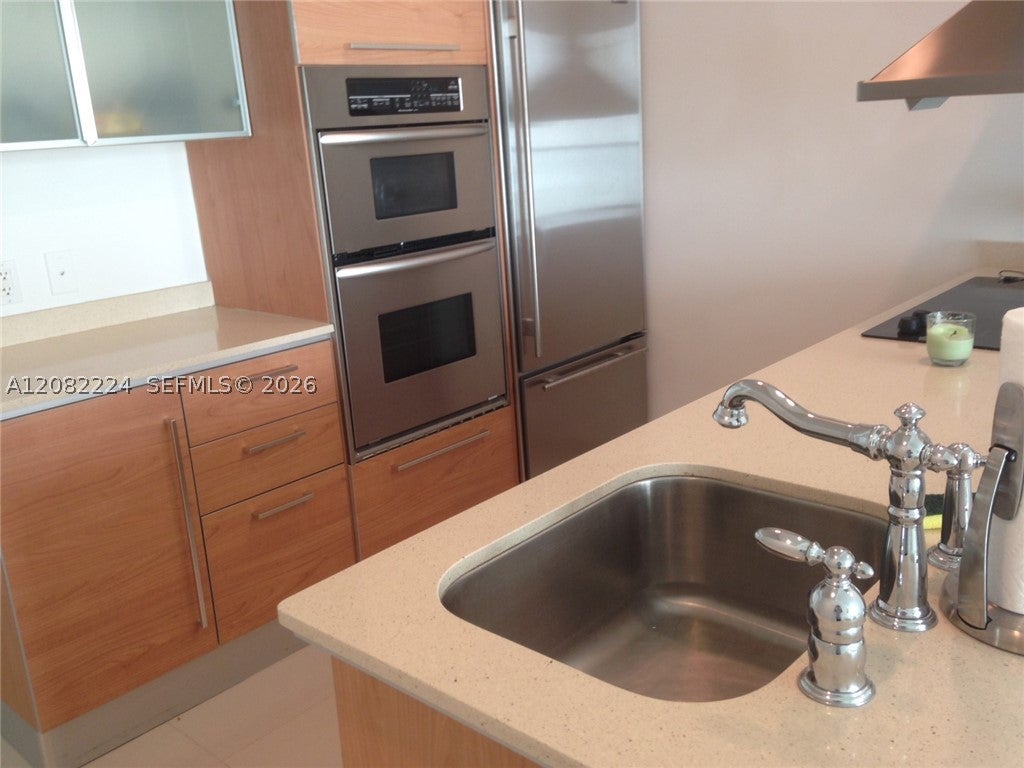 218 SE 14th St 2108