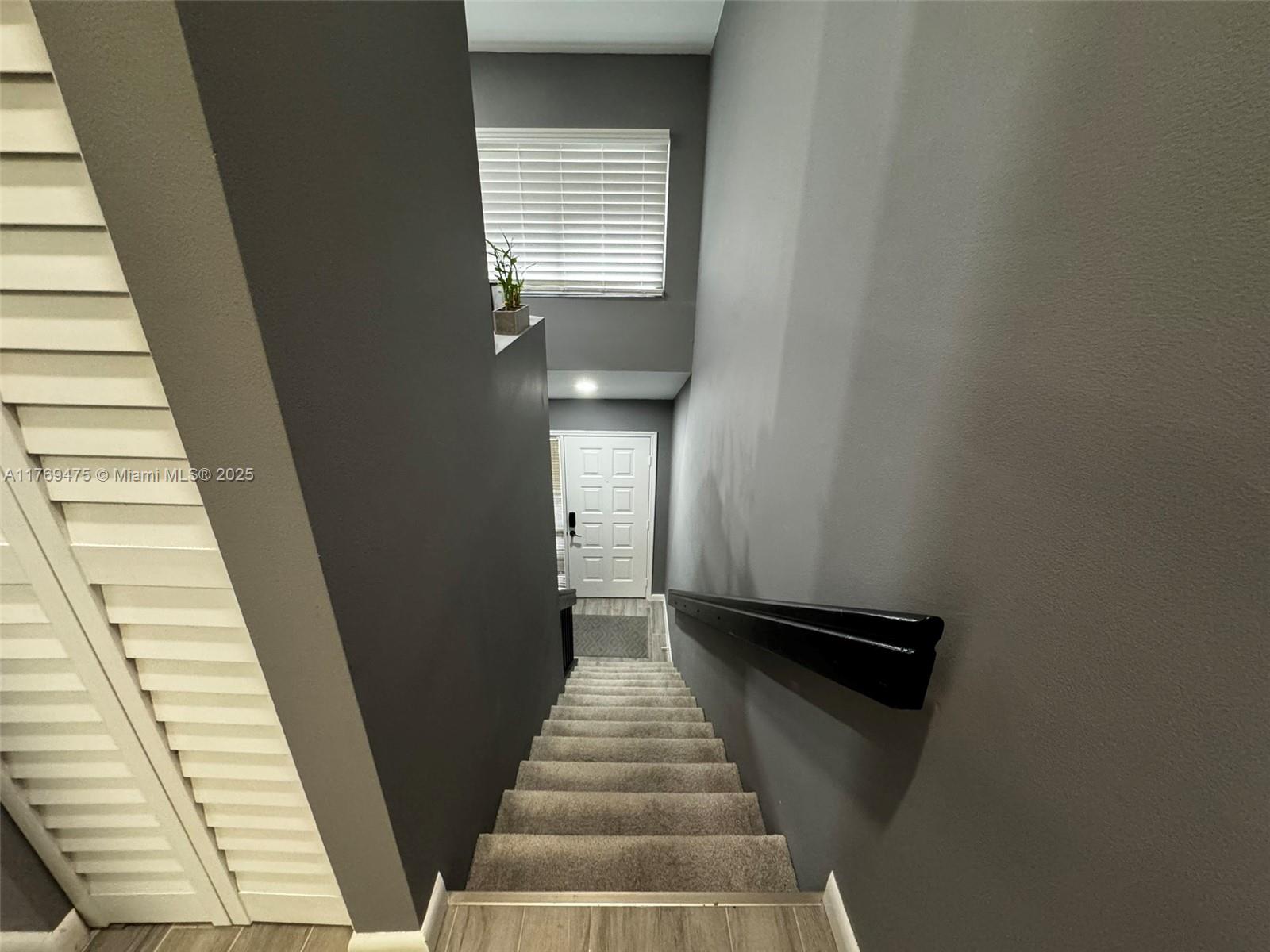 HARBOUR POINTE AT RIVER B - Residential