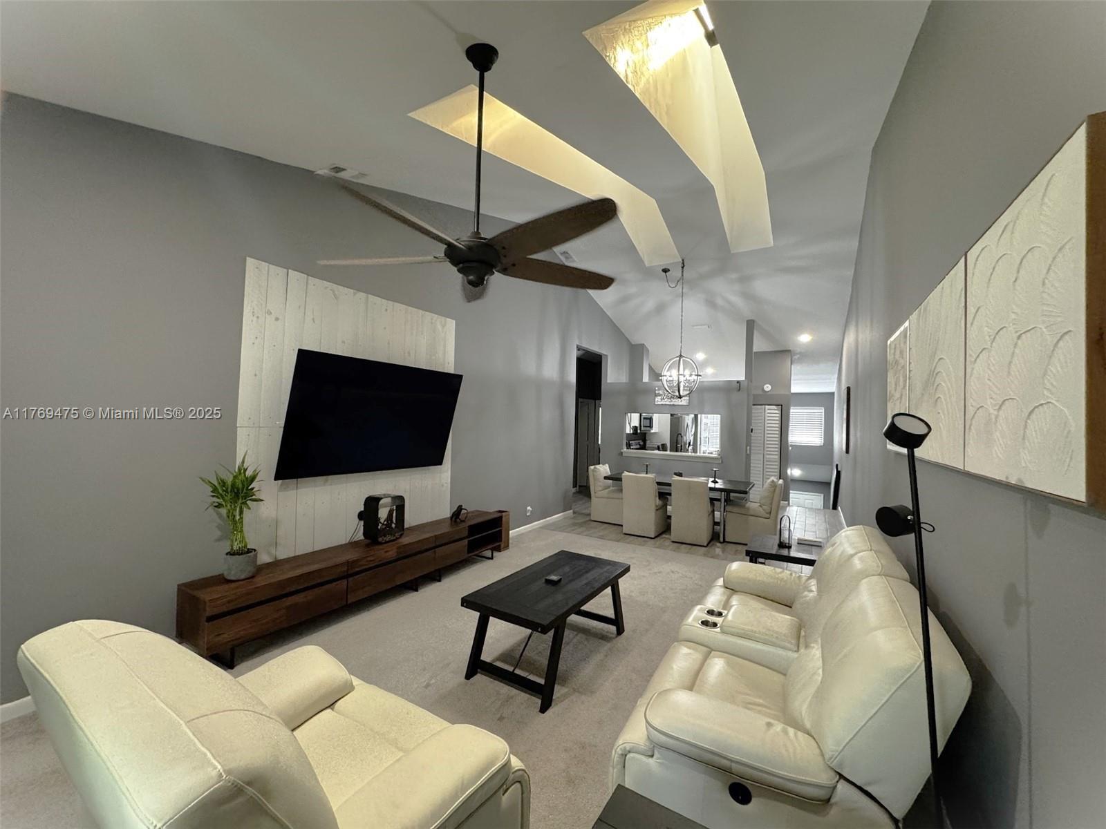 HARBOUR POINTE AT RIVER B - Residential