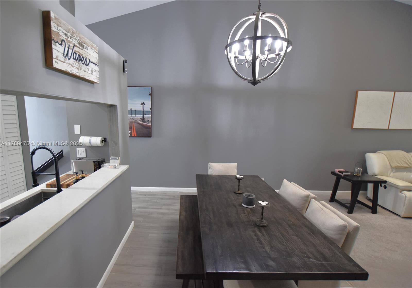 HARBOUR POINTE AT RIVER B - Residential