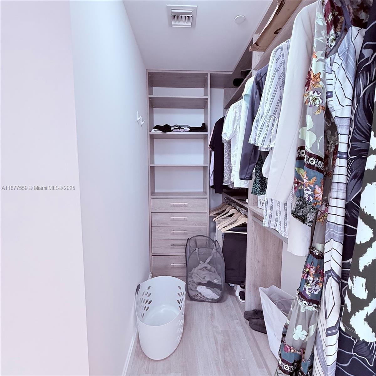 BRICKELL HEIGHTS WEST CON - Residential Lease