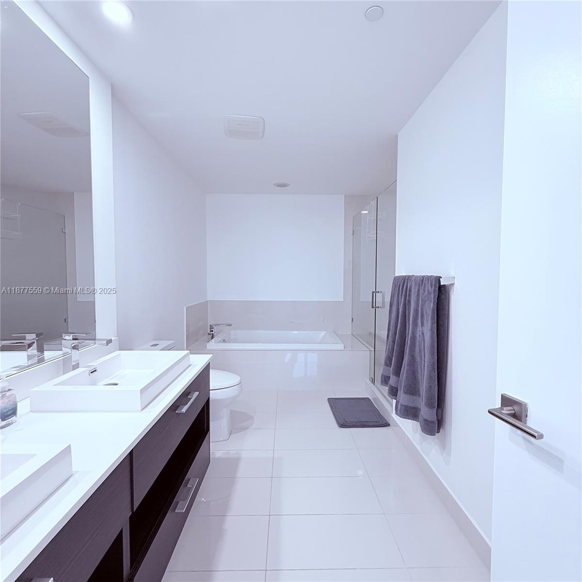 BRICKELL HEIGHTS WEST CON - Residential Lease