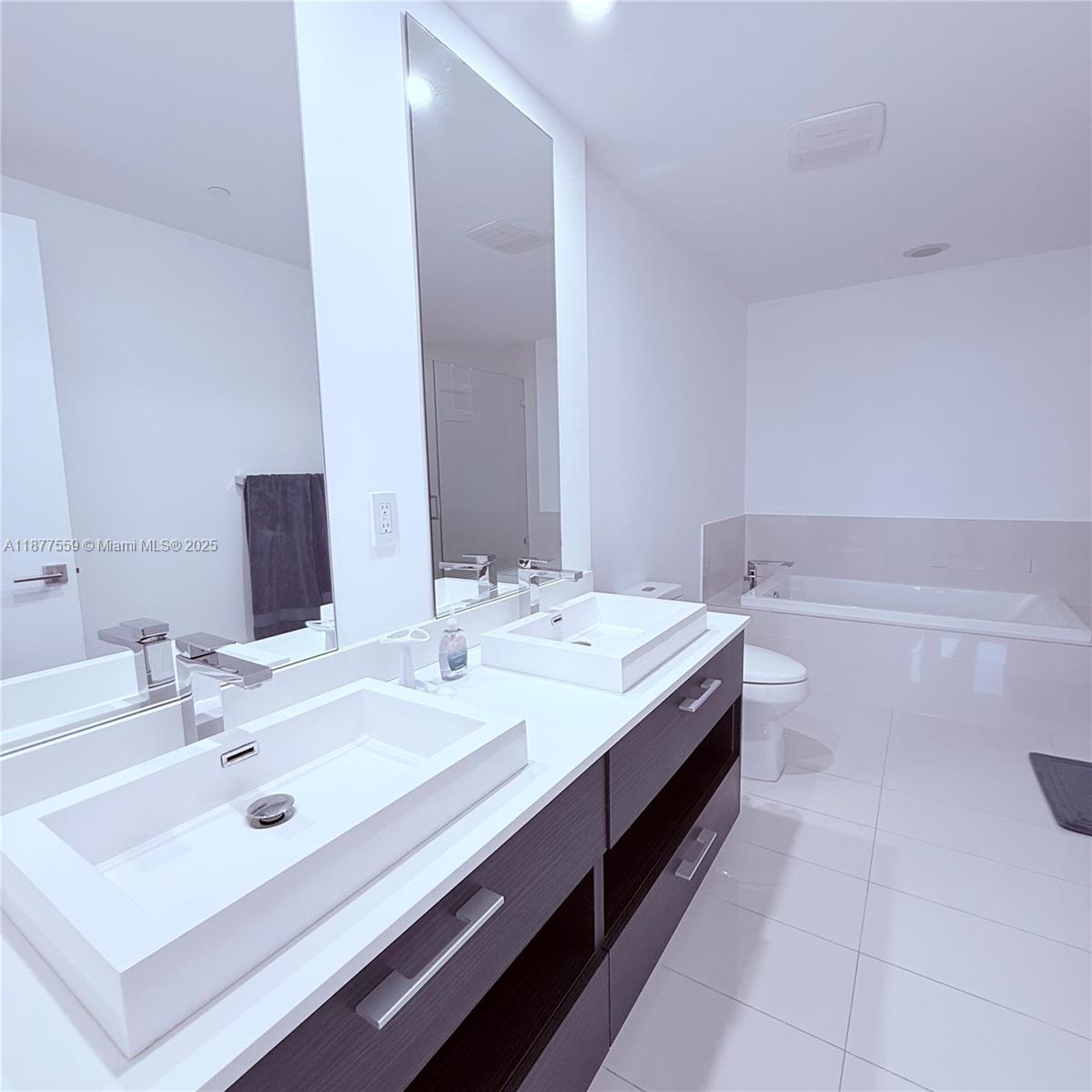 BRICKELL HEIGHTS WEST CON - Residential Lease