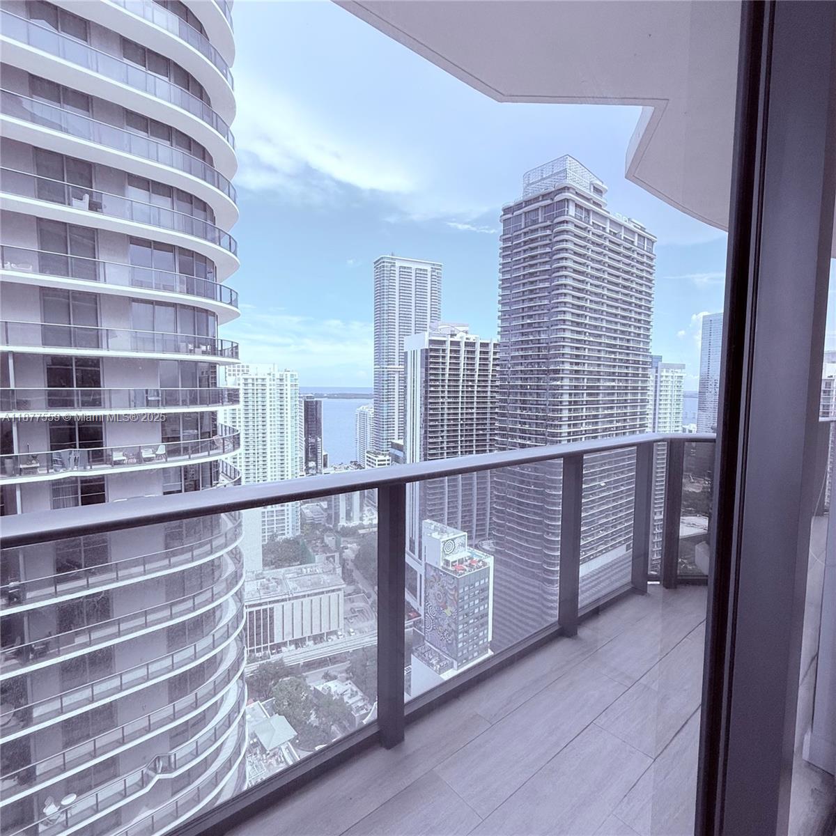 BRICKELL HEIGHTS WEST CON - Residential Lease