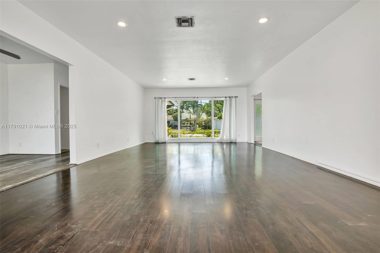 LAUDERDALE BEACH EXT - Residential