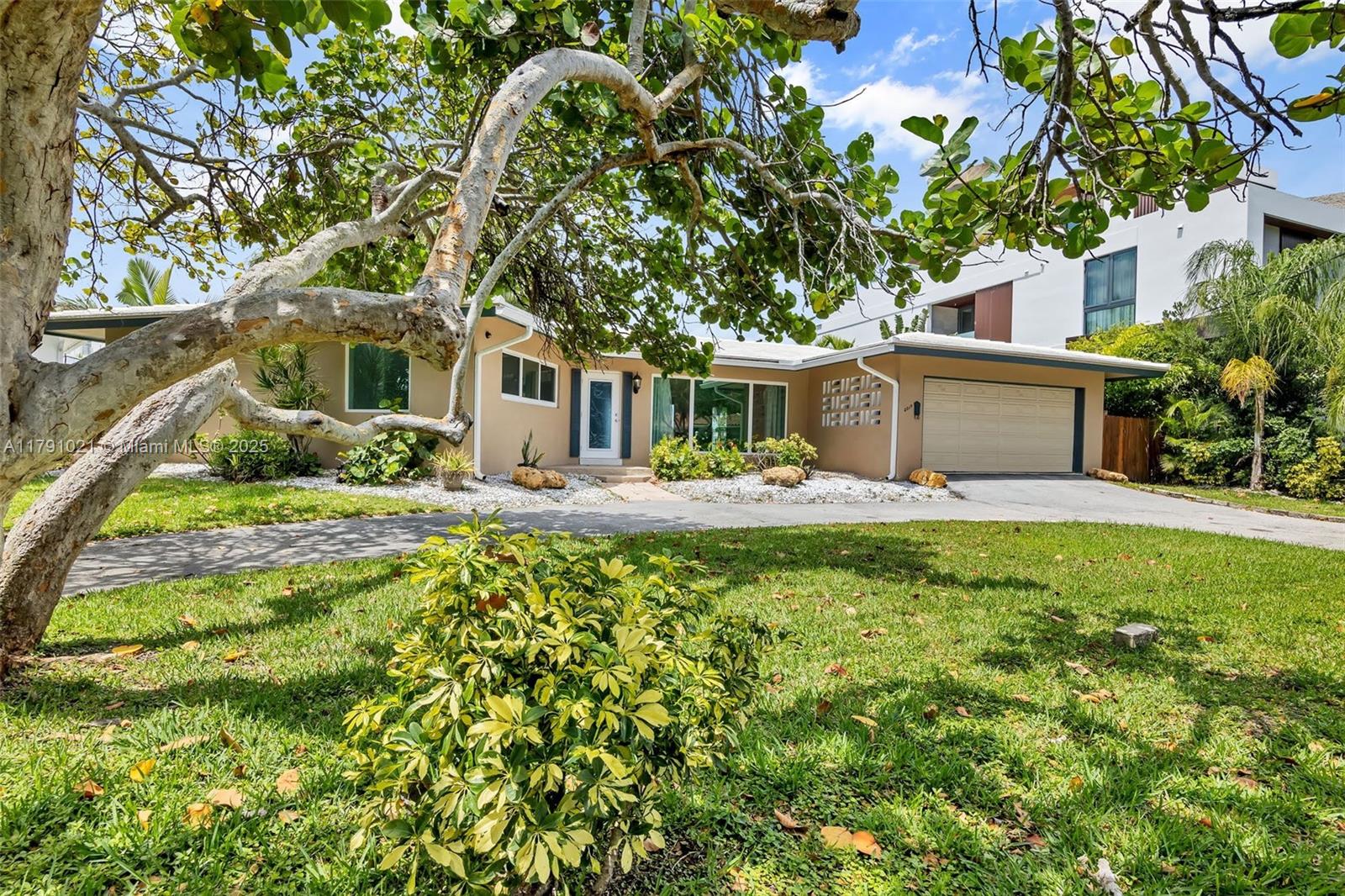 2019 NE 31st Ave